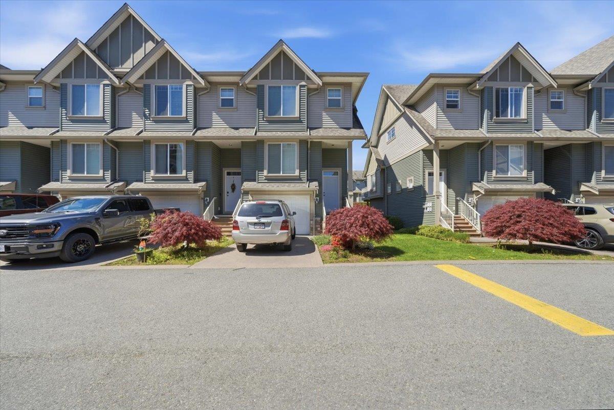 57 6498 Southdowne Place, Chilliwack