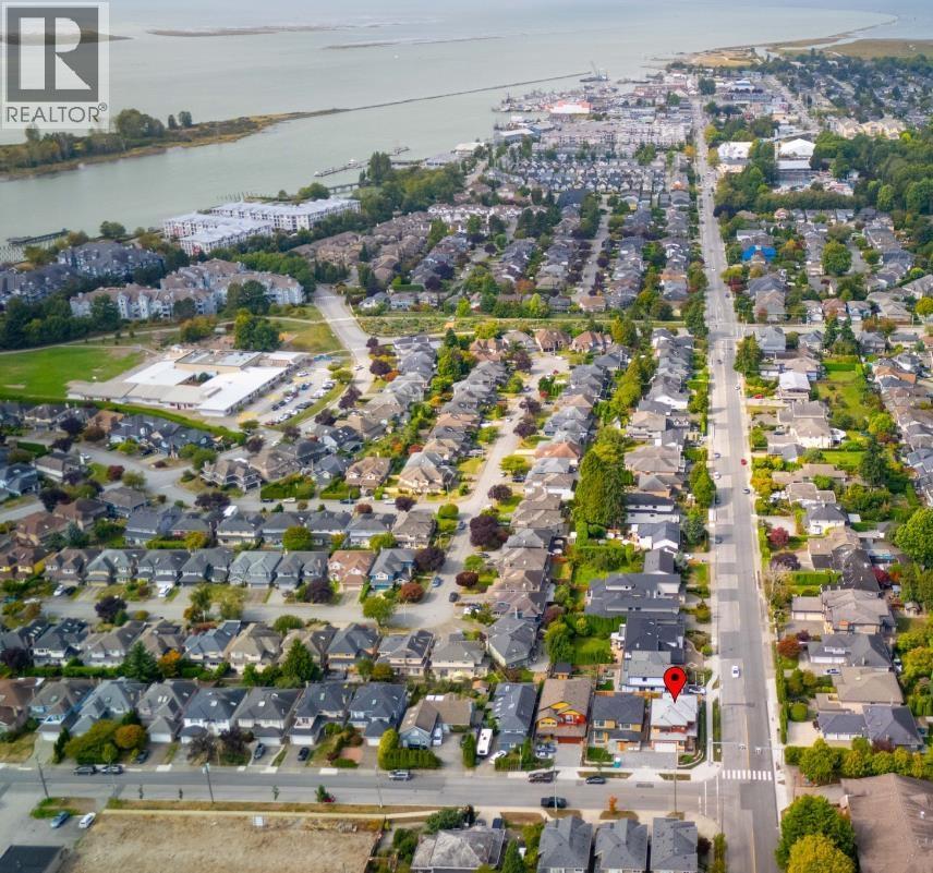12111 Trites Road, Richmond