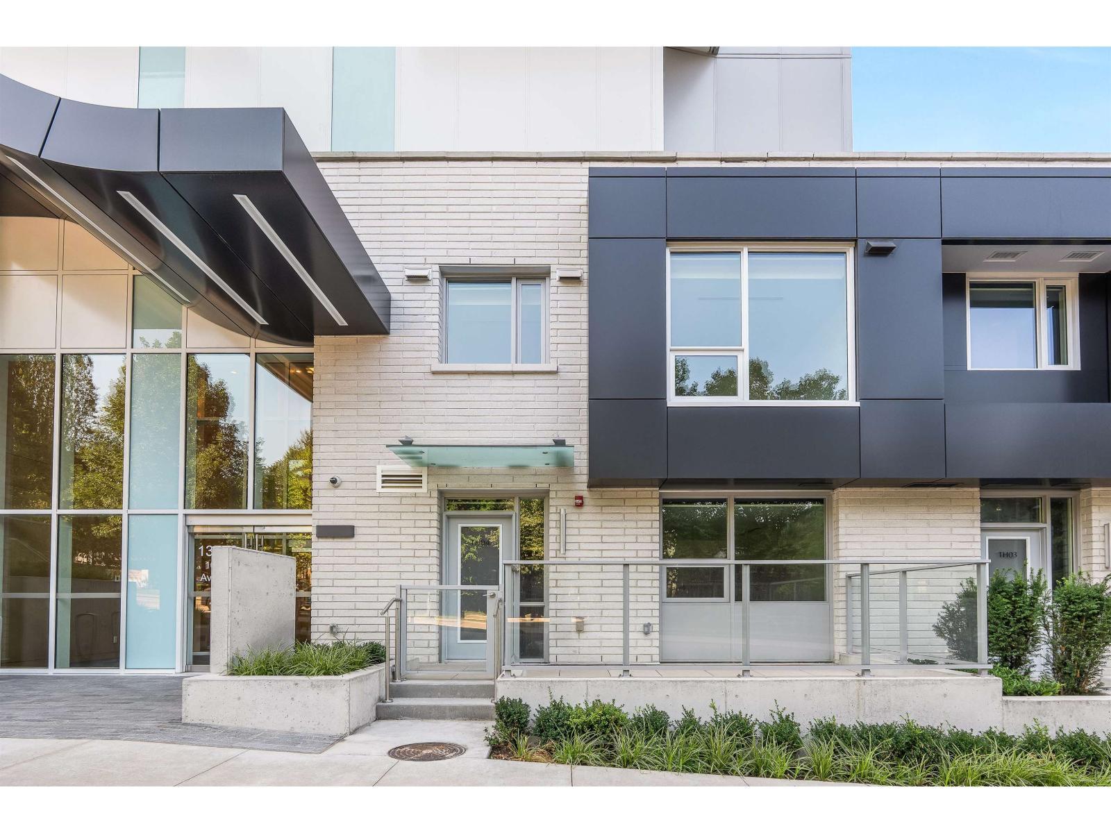 TH4 13778 100 Avenue, Surrey