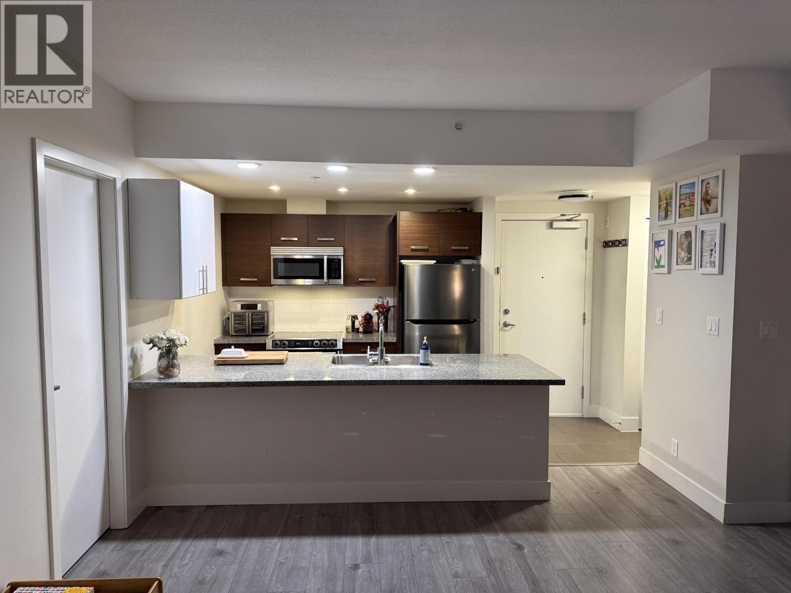 207 2957 Glen Drive, Coquitlam
