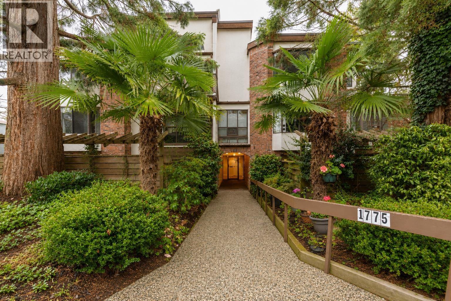 203 1775 W 10TH Avenue, Vancouver