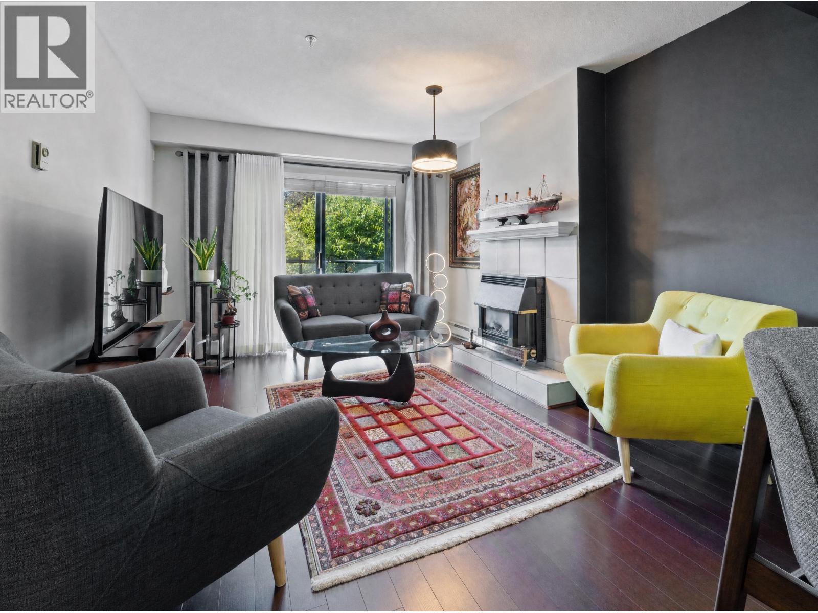 203 988 W 16TH Avenue, Vancouver