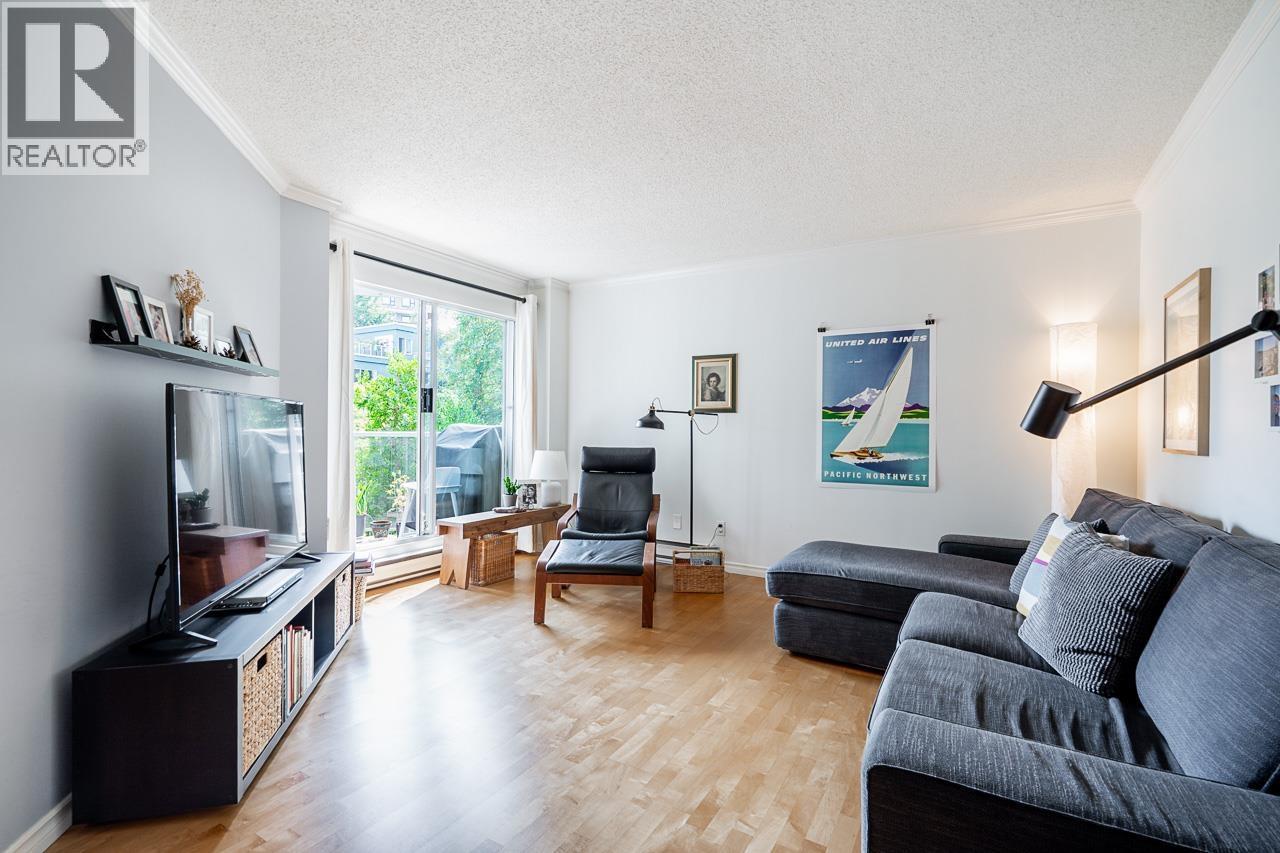 303 1510 W 1ST Avenue, Vancouver
