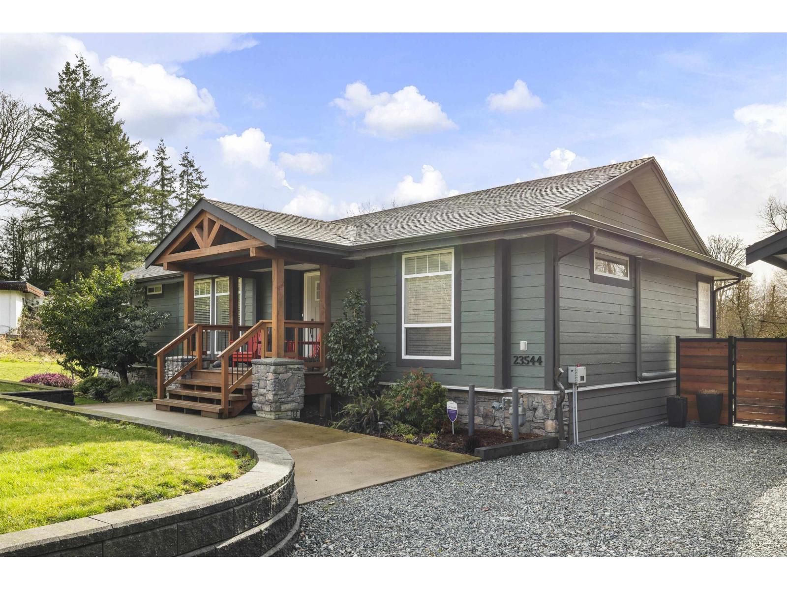 23544 20 Avenue, Langley