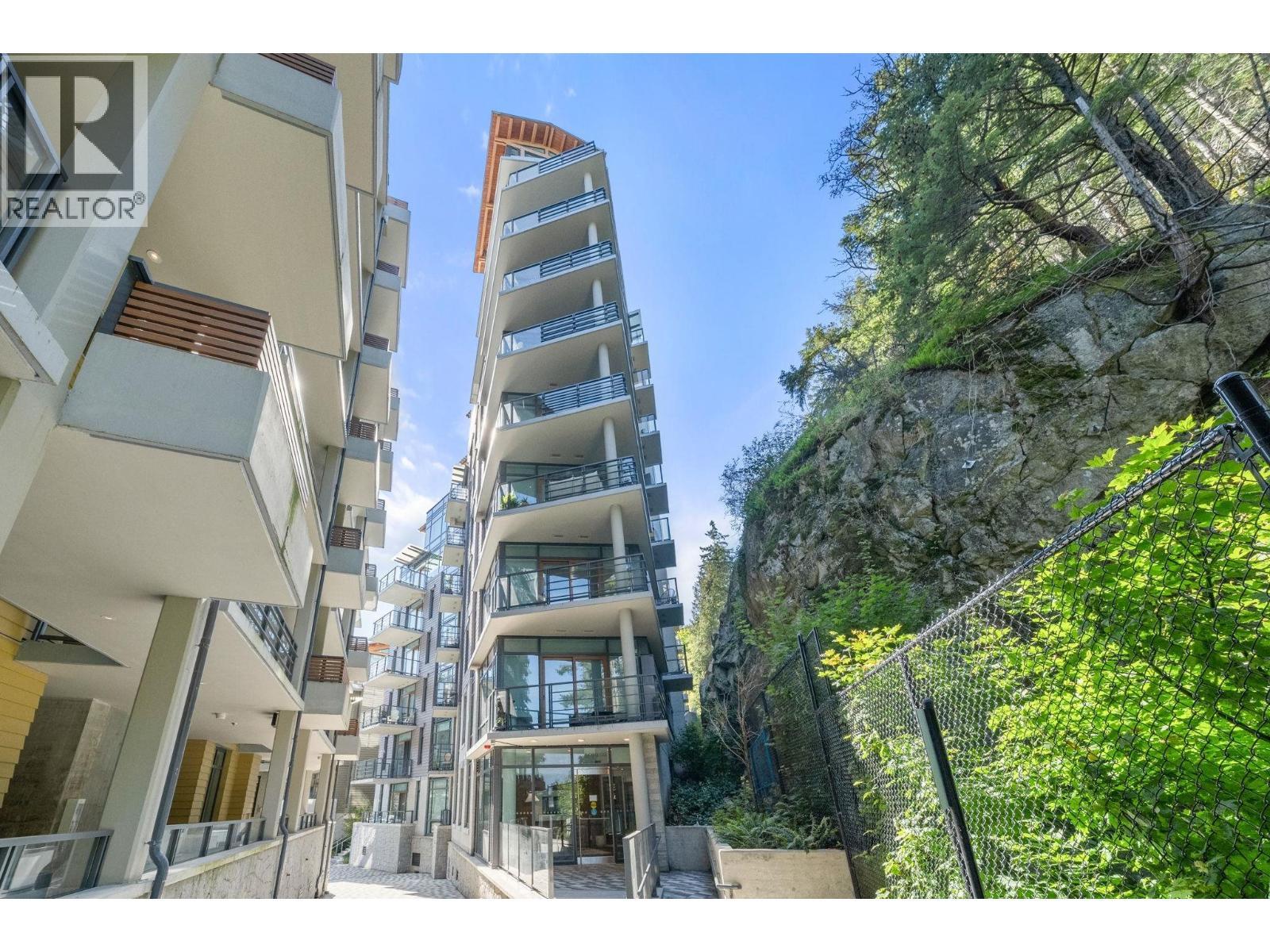 404 6699 Nelson Avenue, West Vancouver