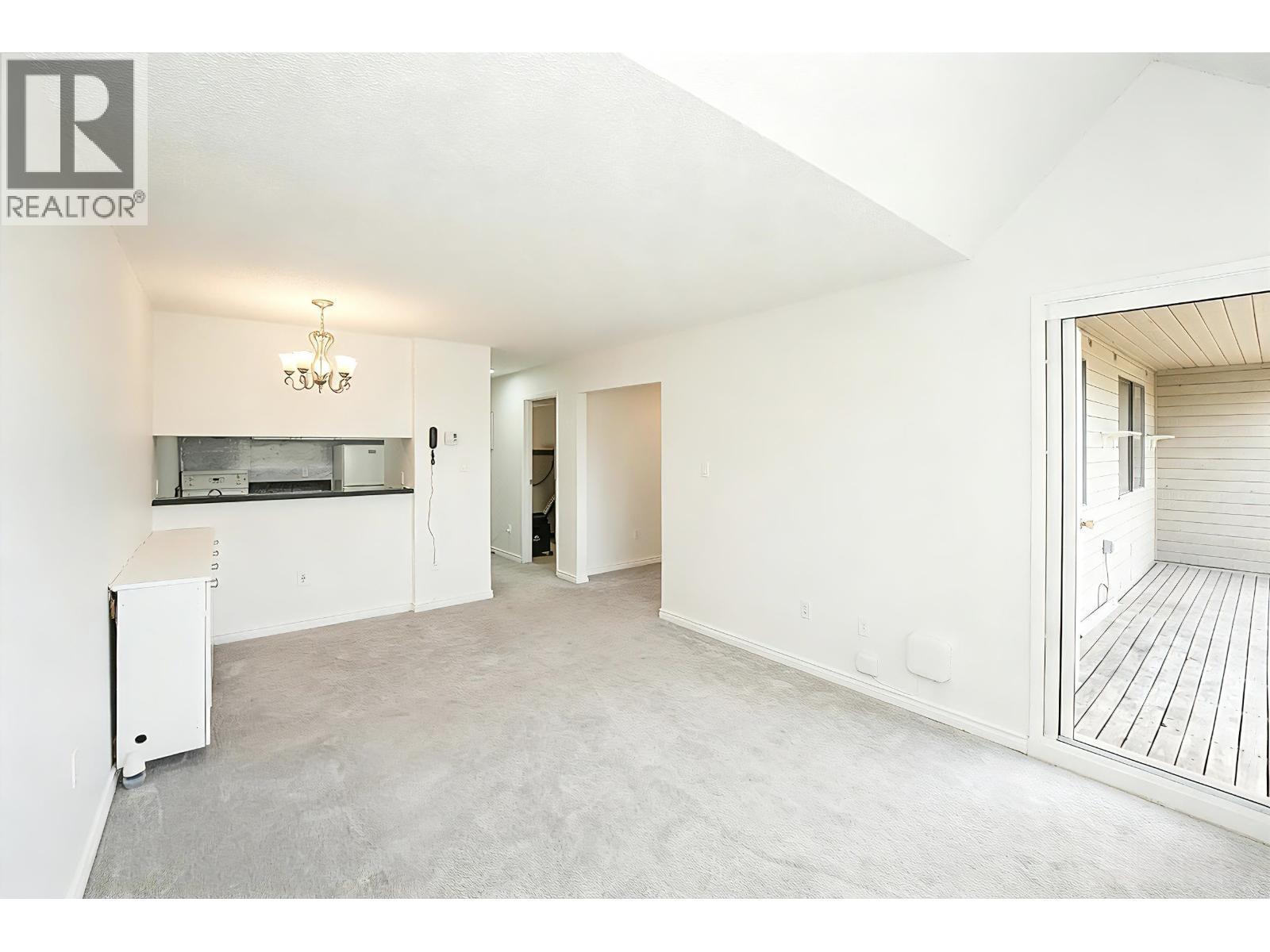 413 8120 Colonial Drive, Richmond