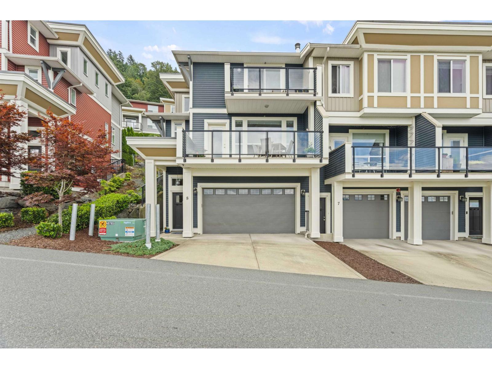 8 6026 Lindeman Street, Chilliwack