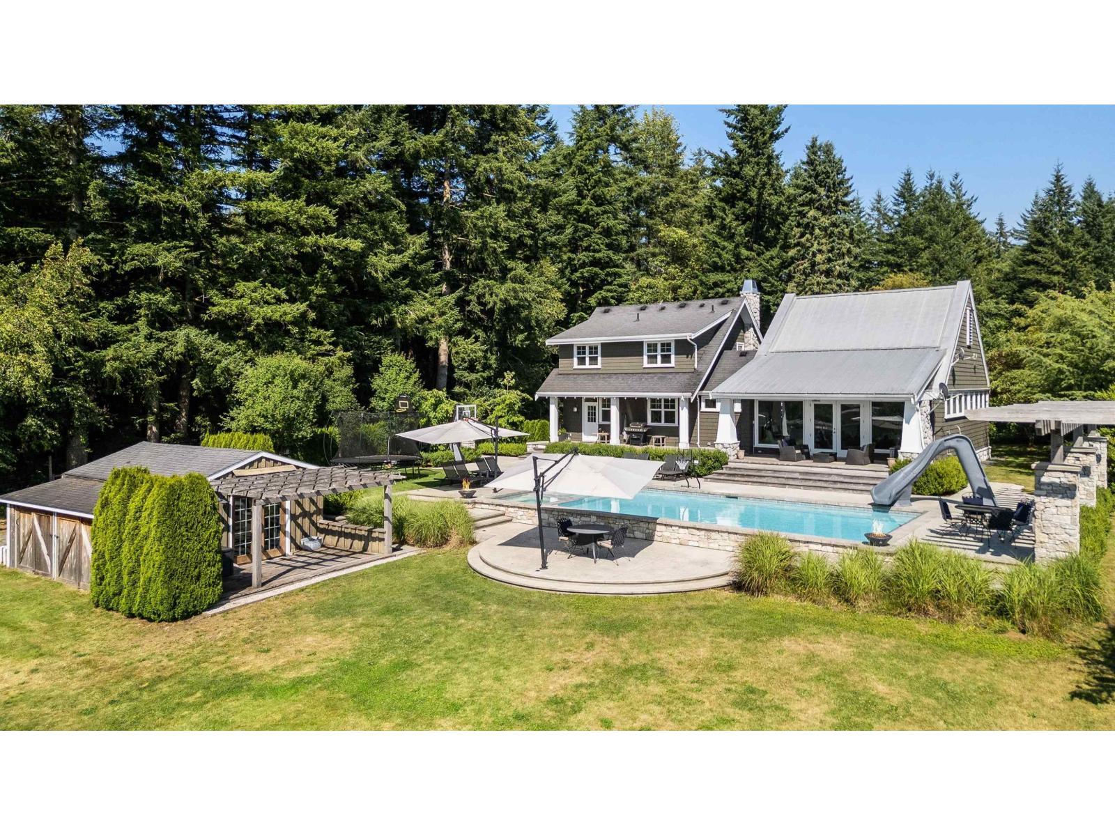 231 Columbia Valley Road, Columbia Valley