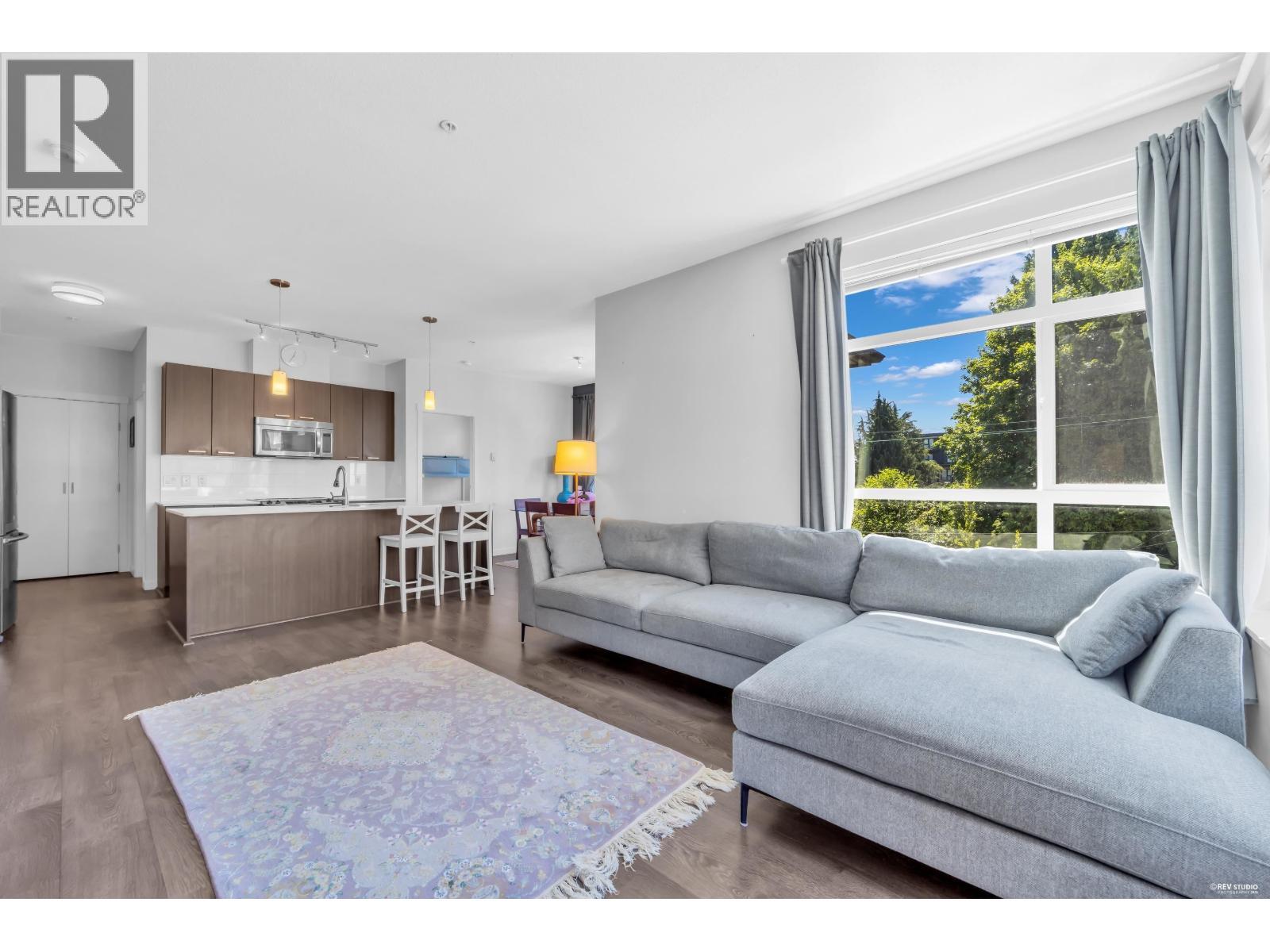 312 617 Smith Avenue, Coquitlam