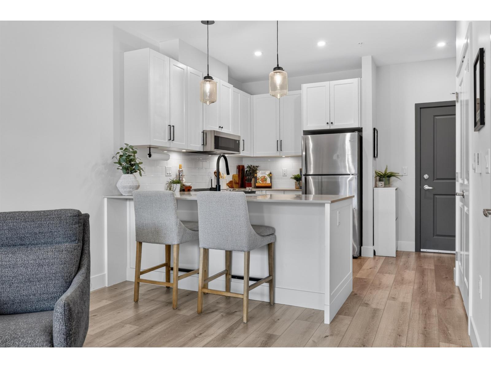 312 6045 Chilliwack River Road, Chilliwack