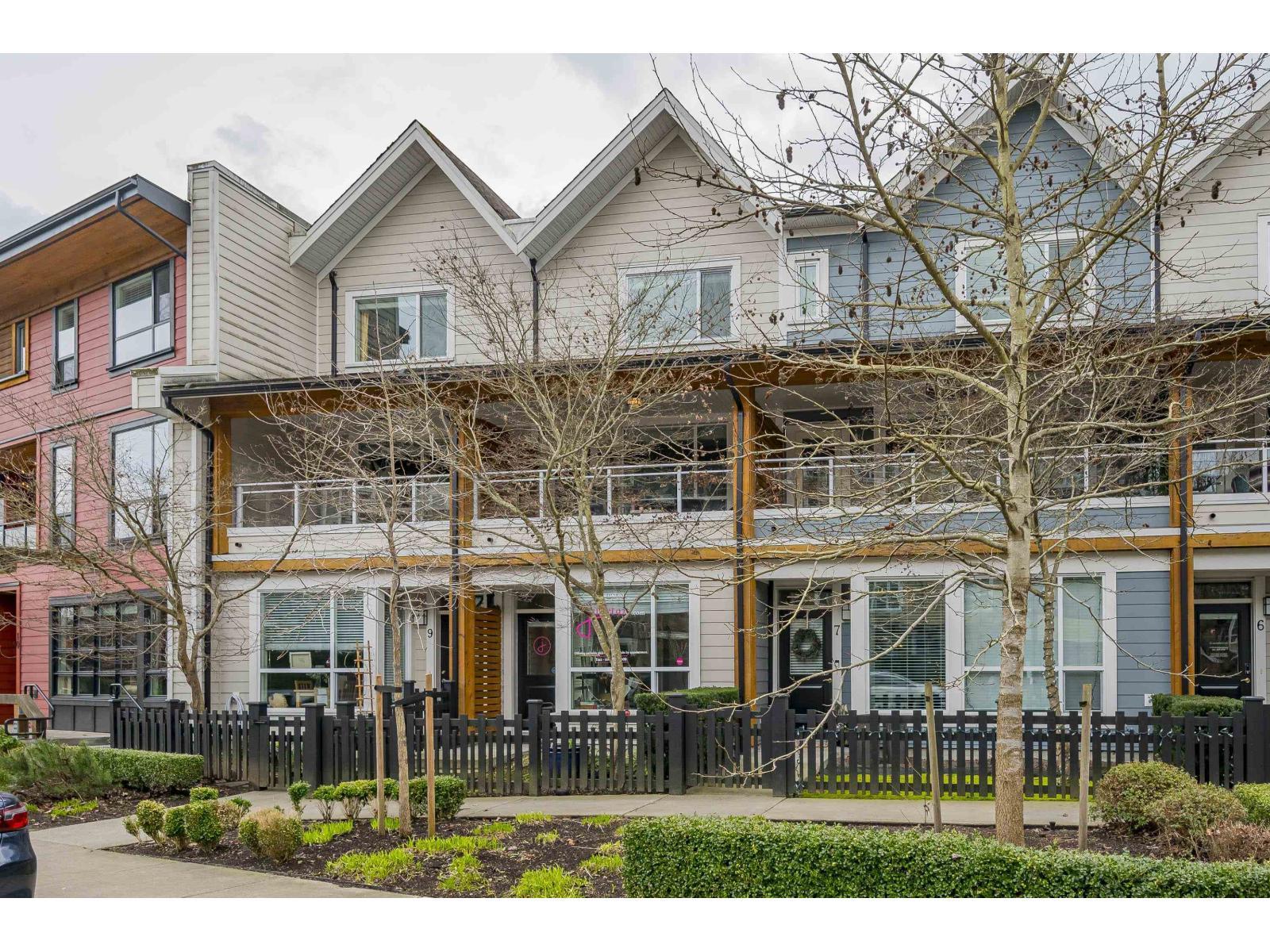 8 23230 Billy Brown Road, Langley
