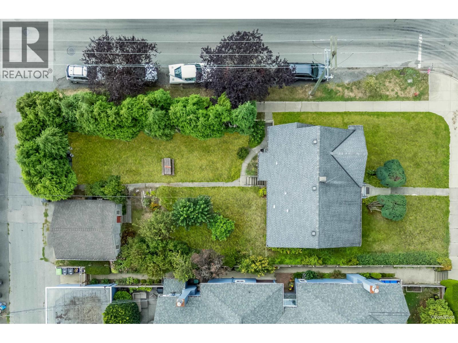 96 W 16TH Avenue, Vancouver