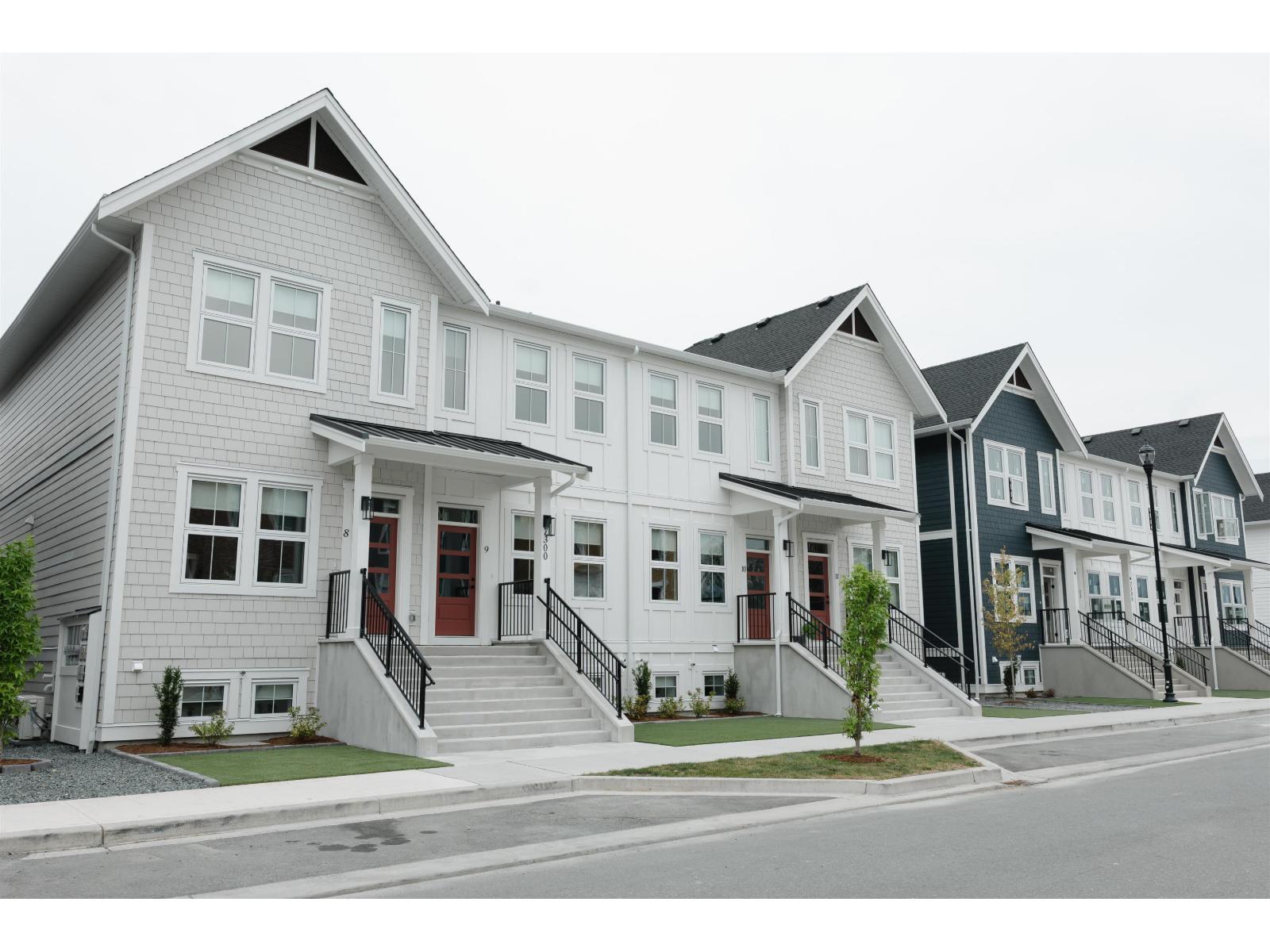 9 7300 Copperwood Street, Chilliwack