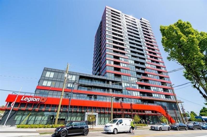 1609 10626 City Parkway, Surrey