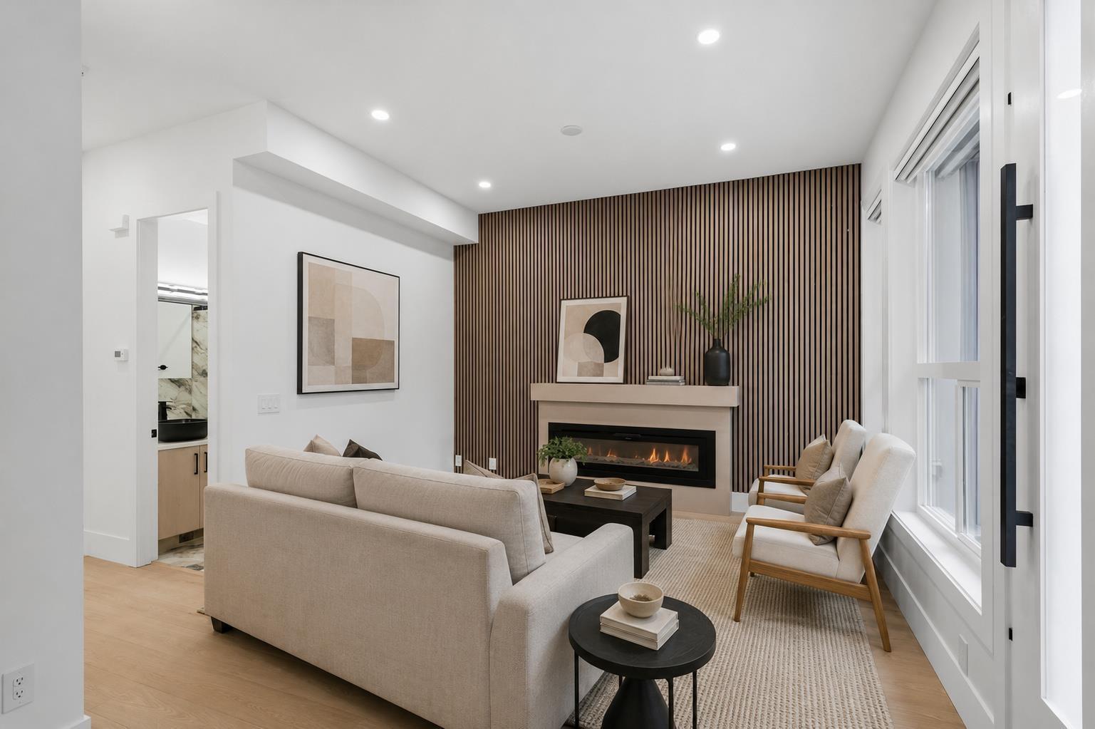 101 12873 Marine Drive, Surrey