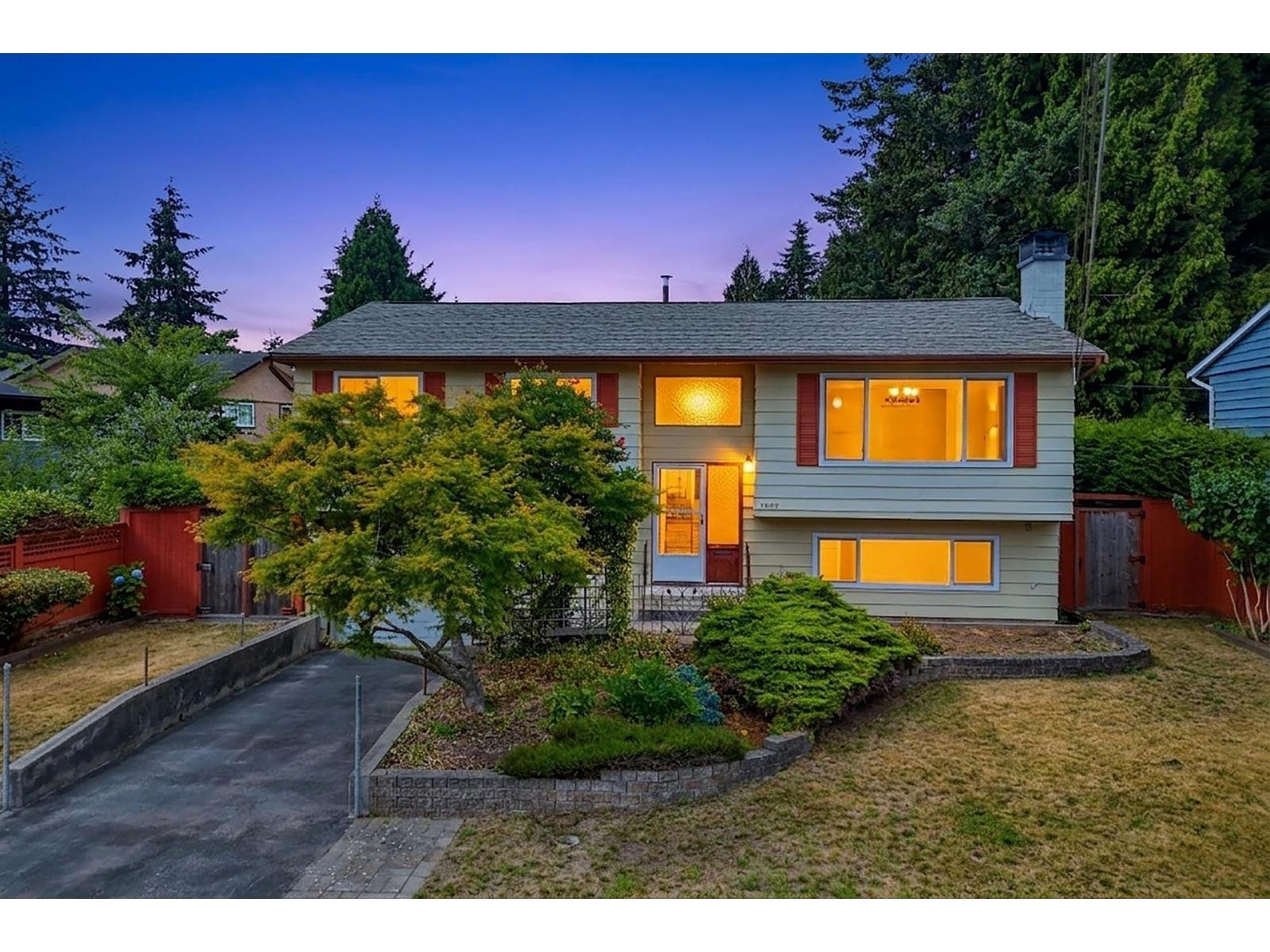 11411 78 Avenue, Delta
