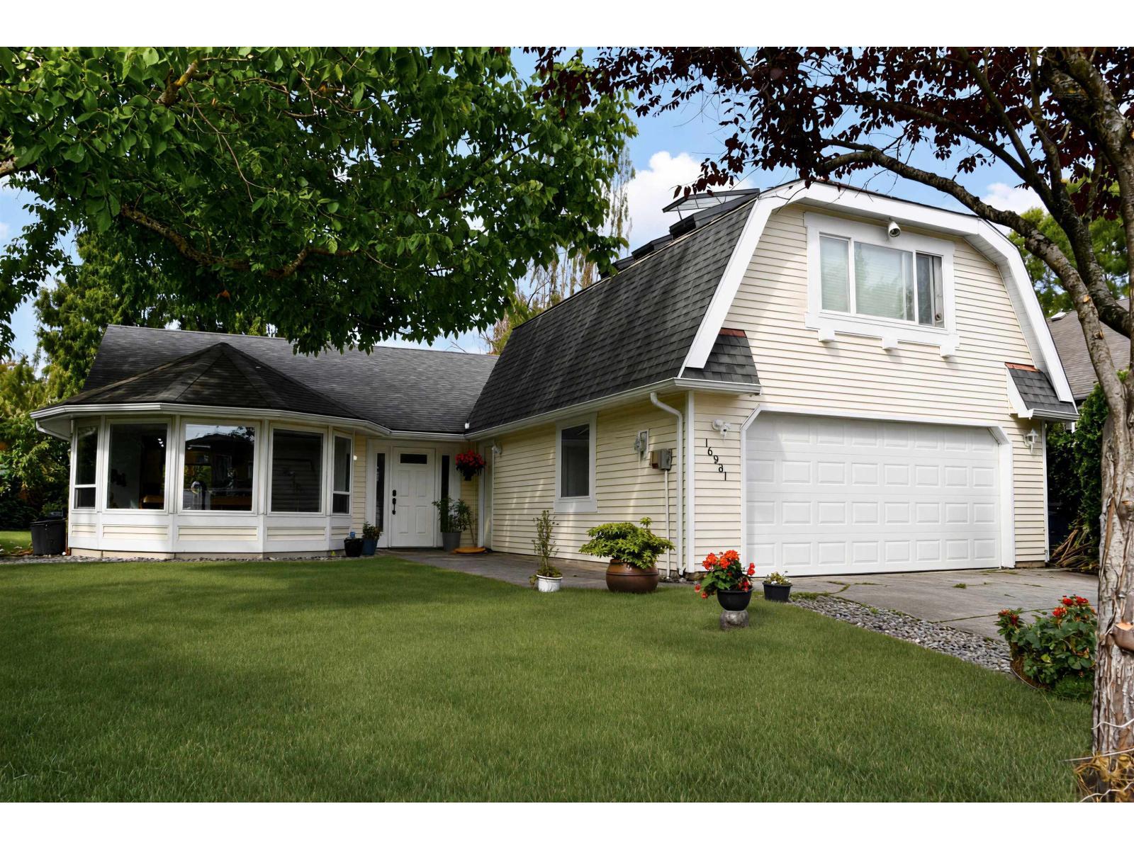 16281 11 Avenue, Surrey