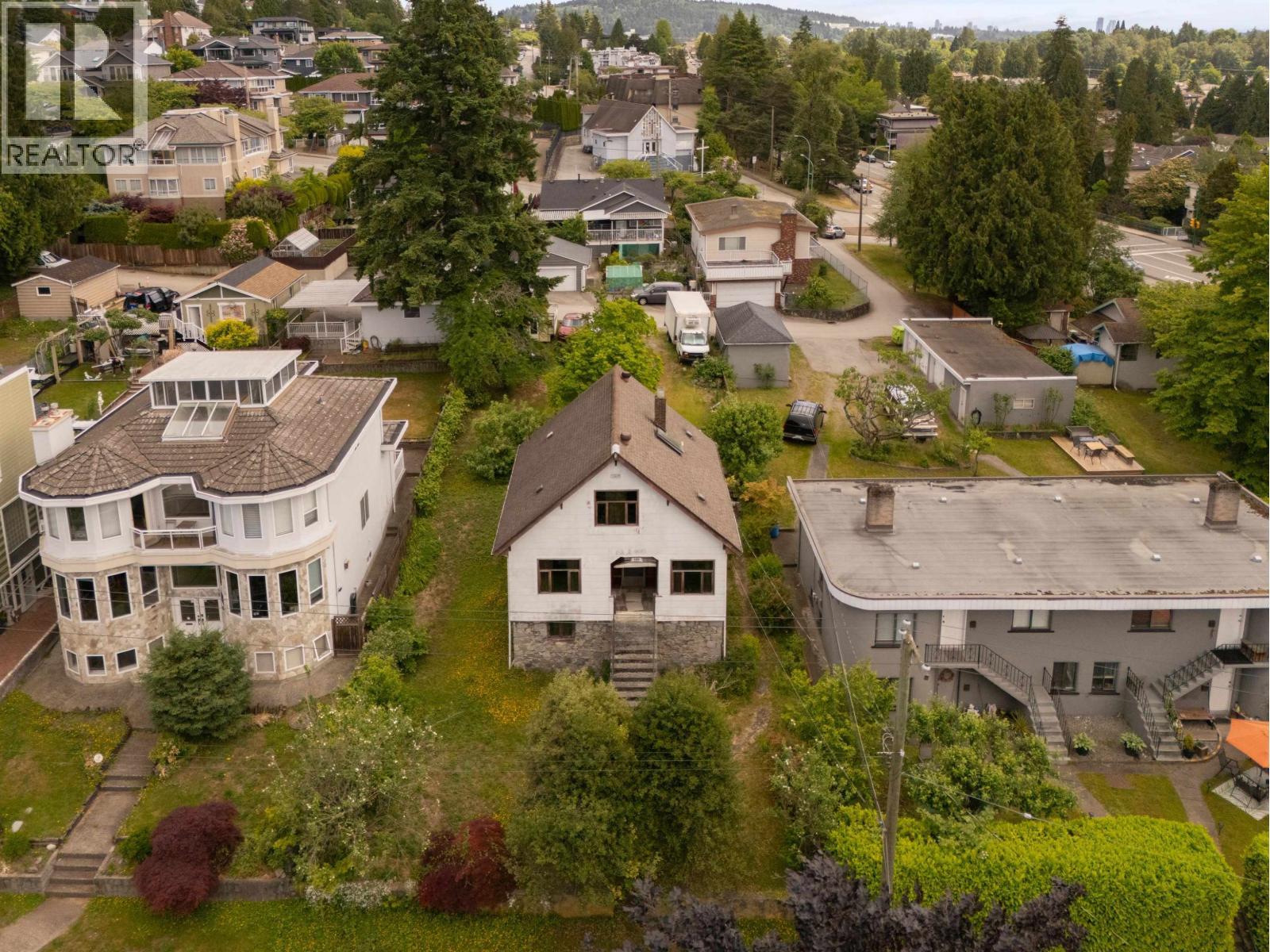 380 Delta Avenue, Burnaby