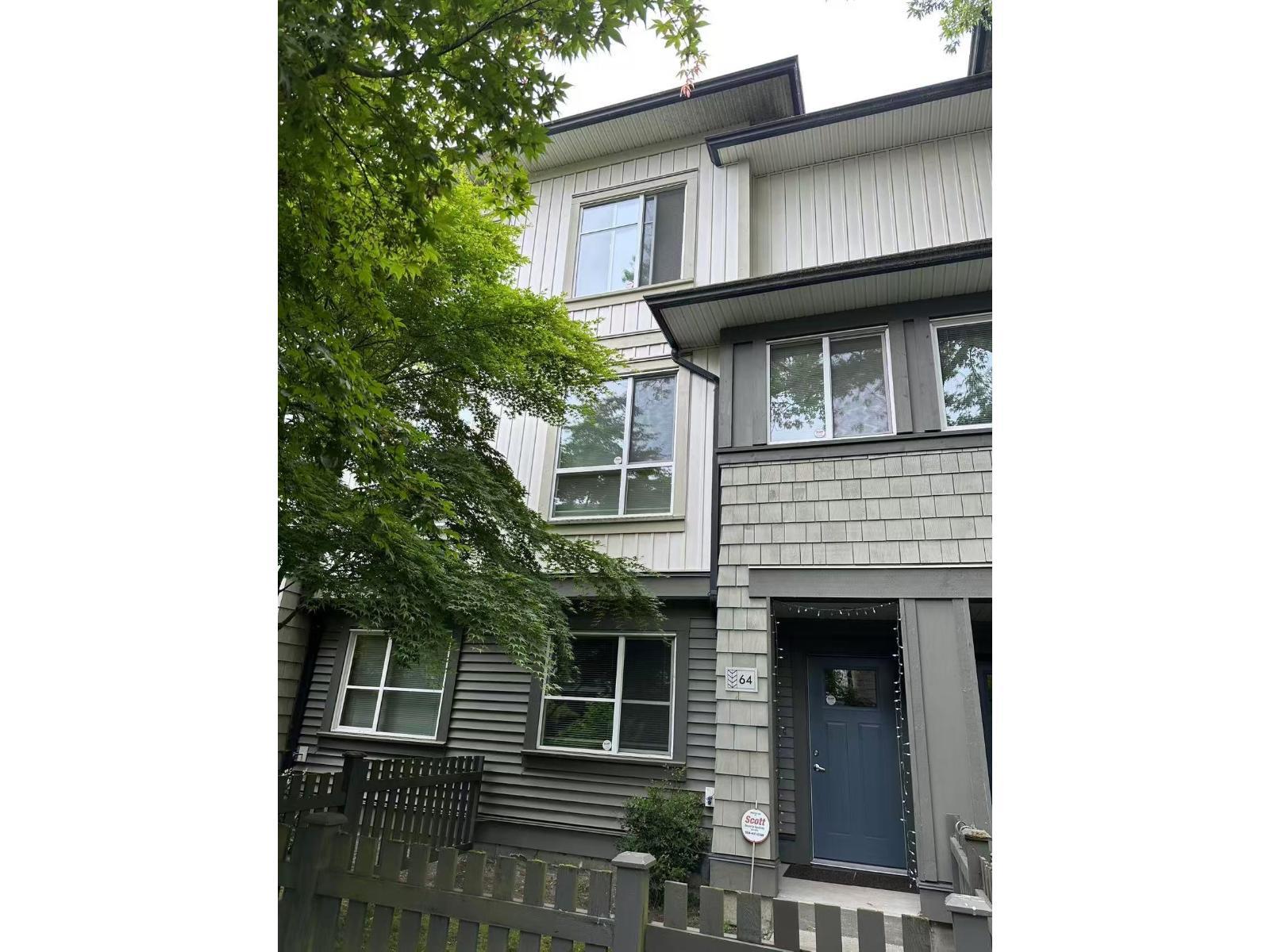 64 8355 164 Street, Surrey