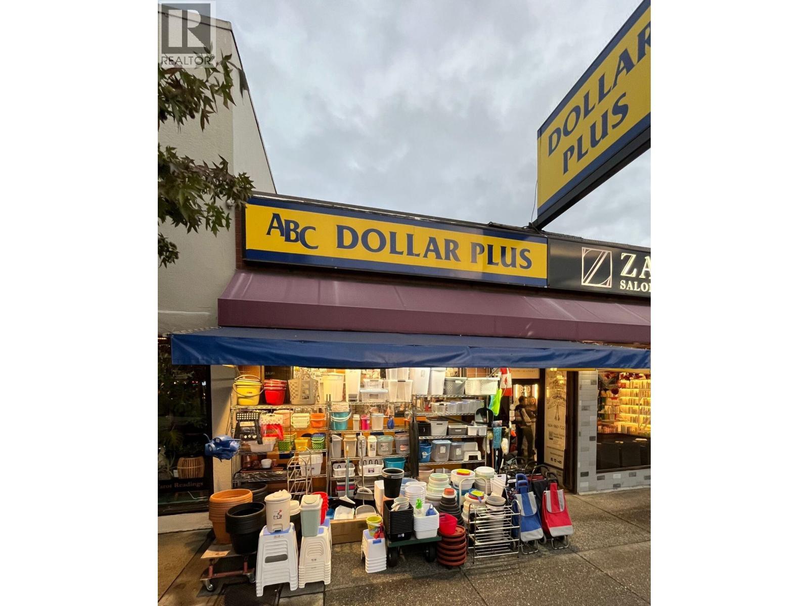 1822 Lonsdale Avenue, North Vancouver