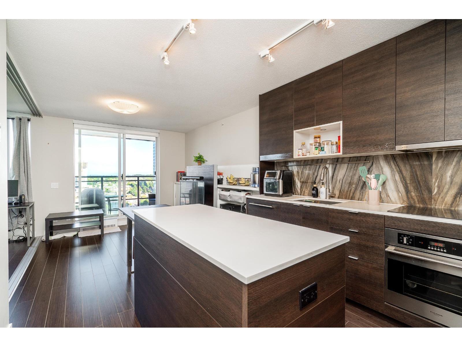 2608 13398 104 Avenue, Surrey