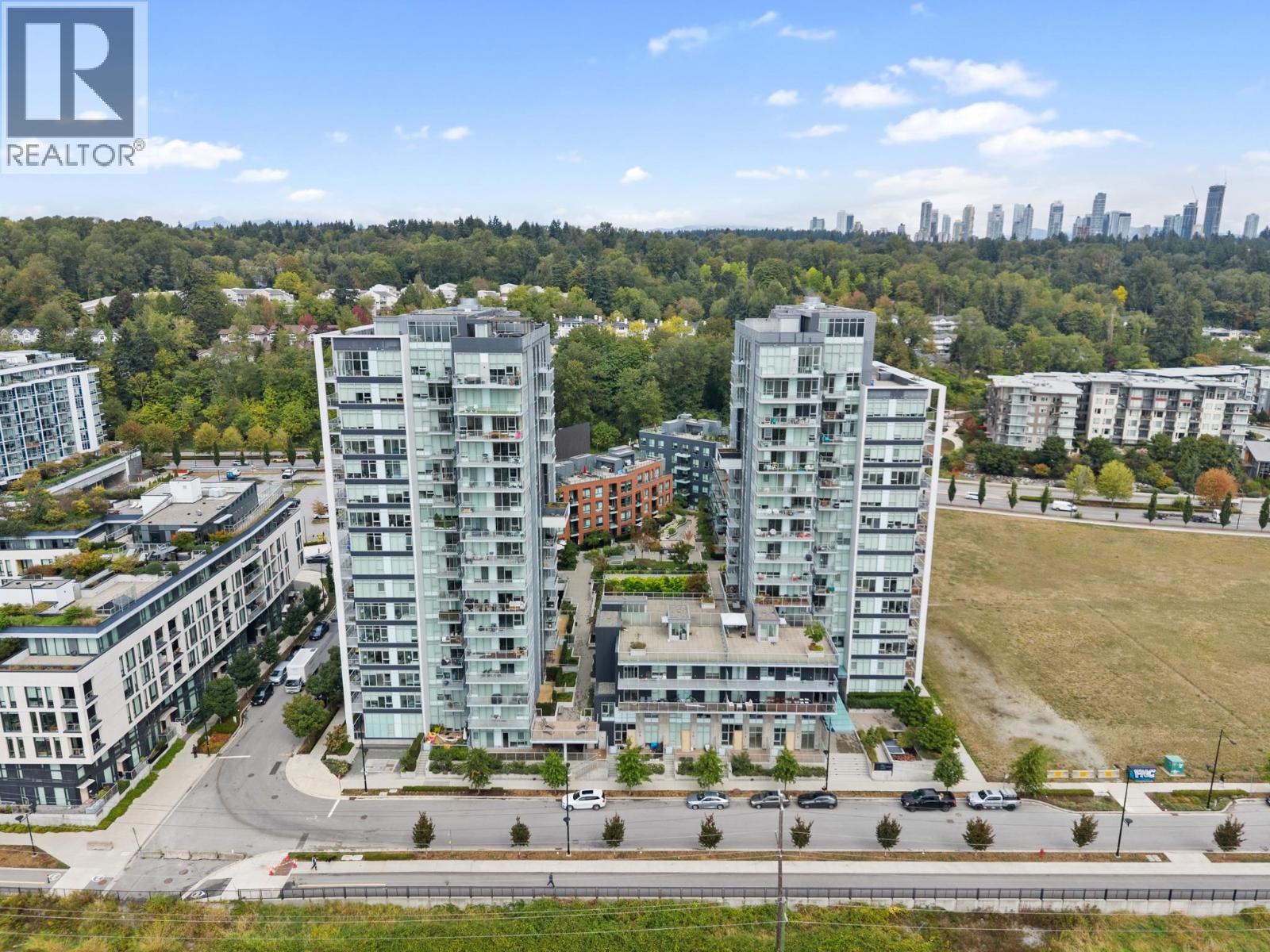 1306 3581 E Kent Avenue North, Vancouver