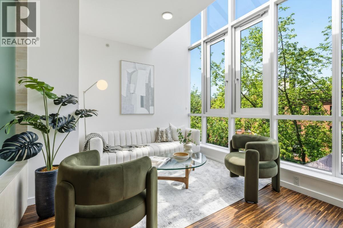 609 36 Water Street, Vancouver