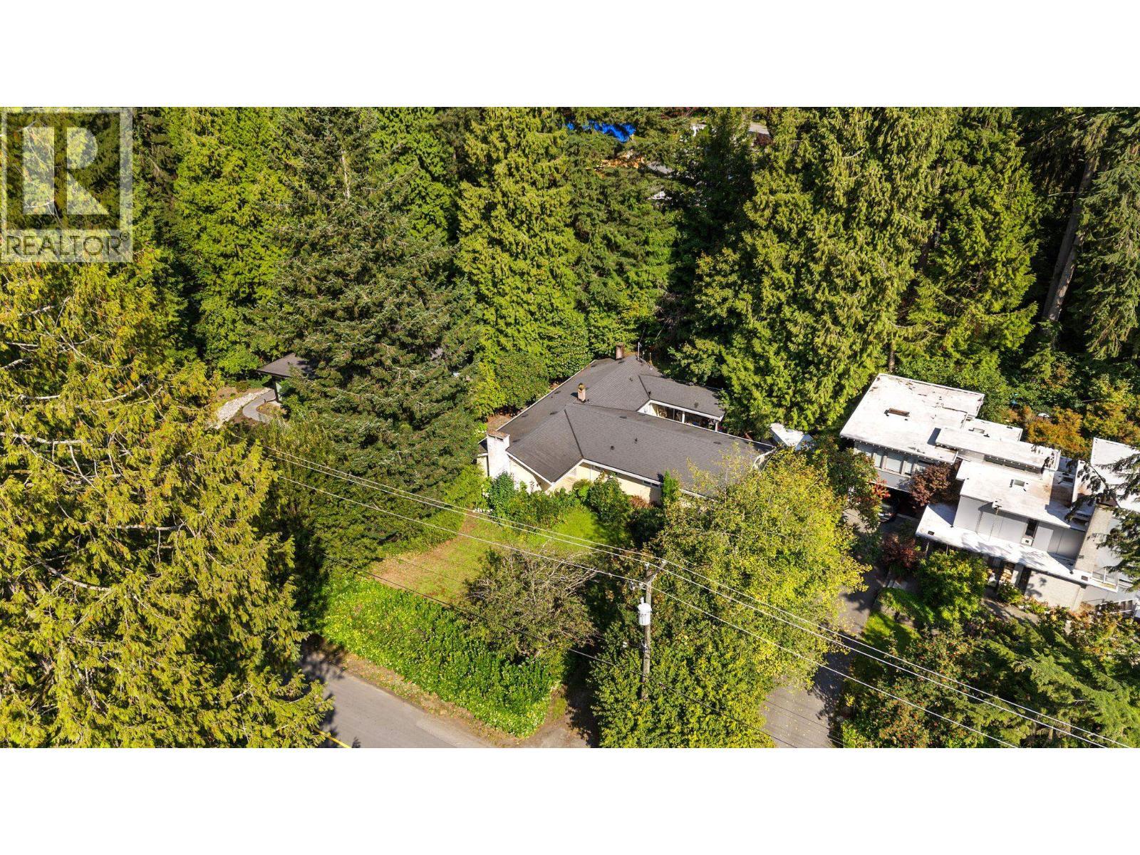 355 Mathers Avenue, West Vancouver