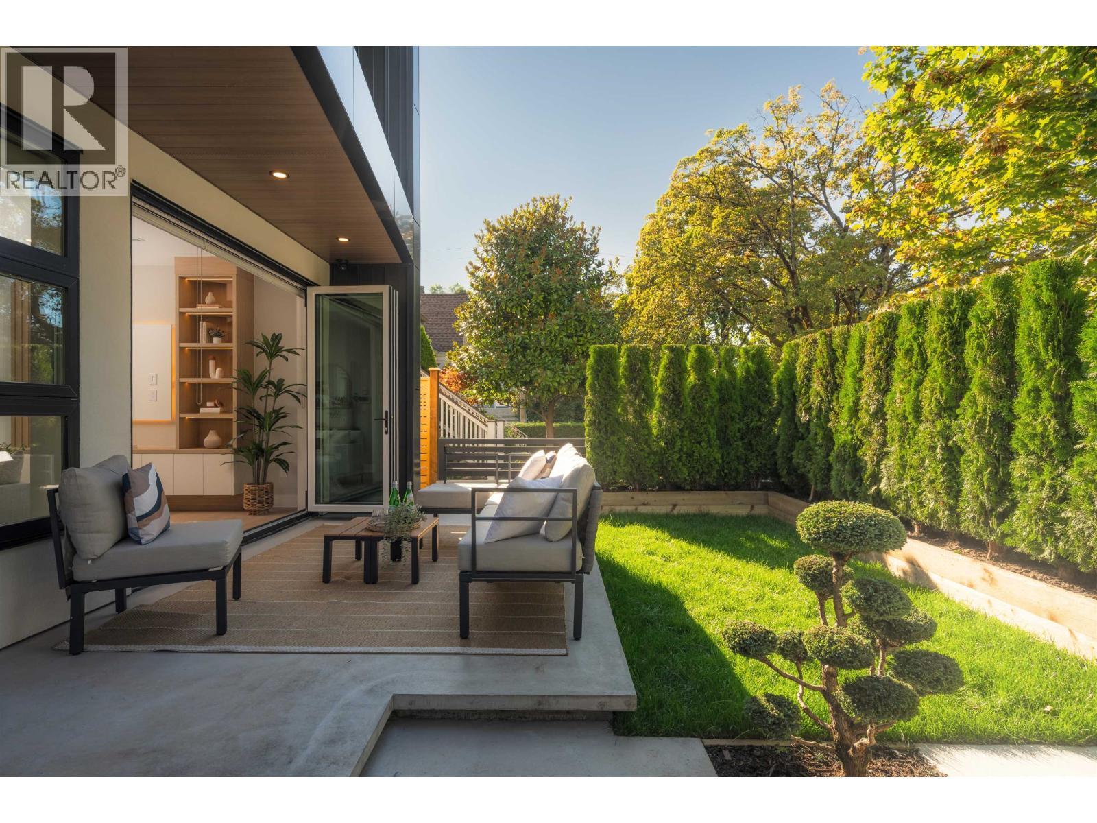 1 470 W 20 Avenue, Vancouver