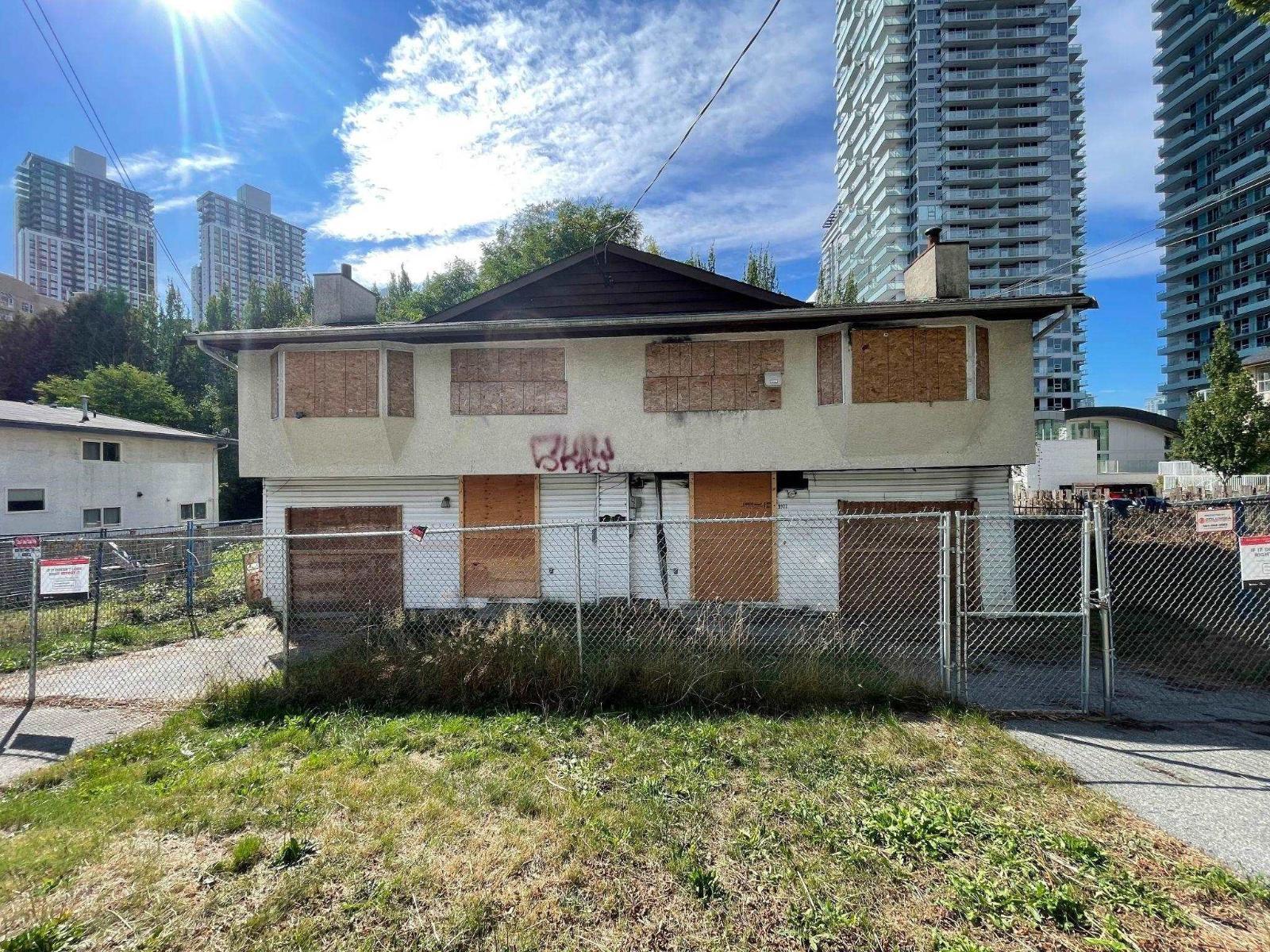9935-9937 138 Street, Surrey