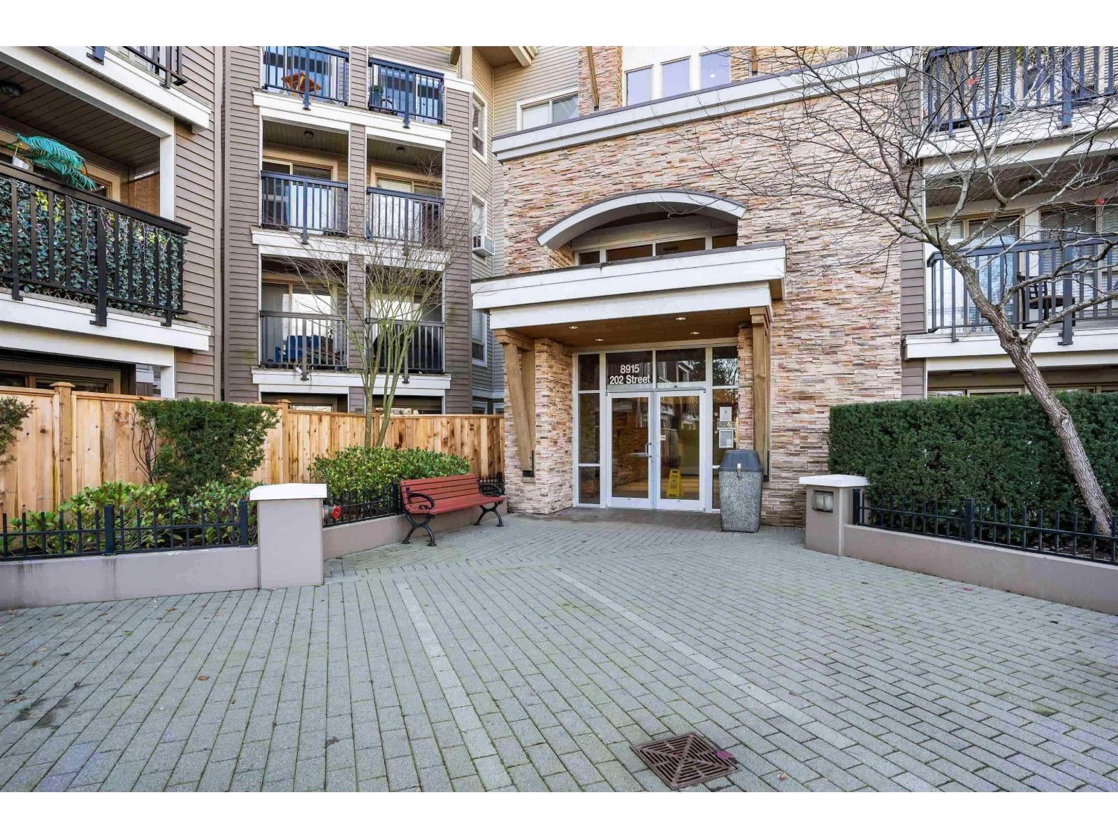 203 8915 202 Street, Langley
