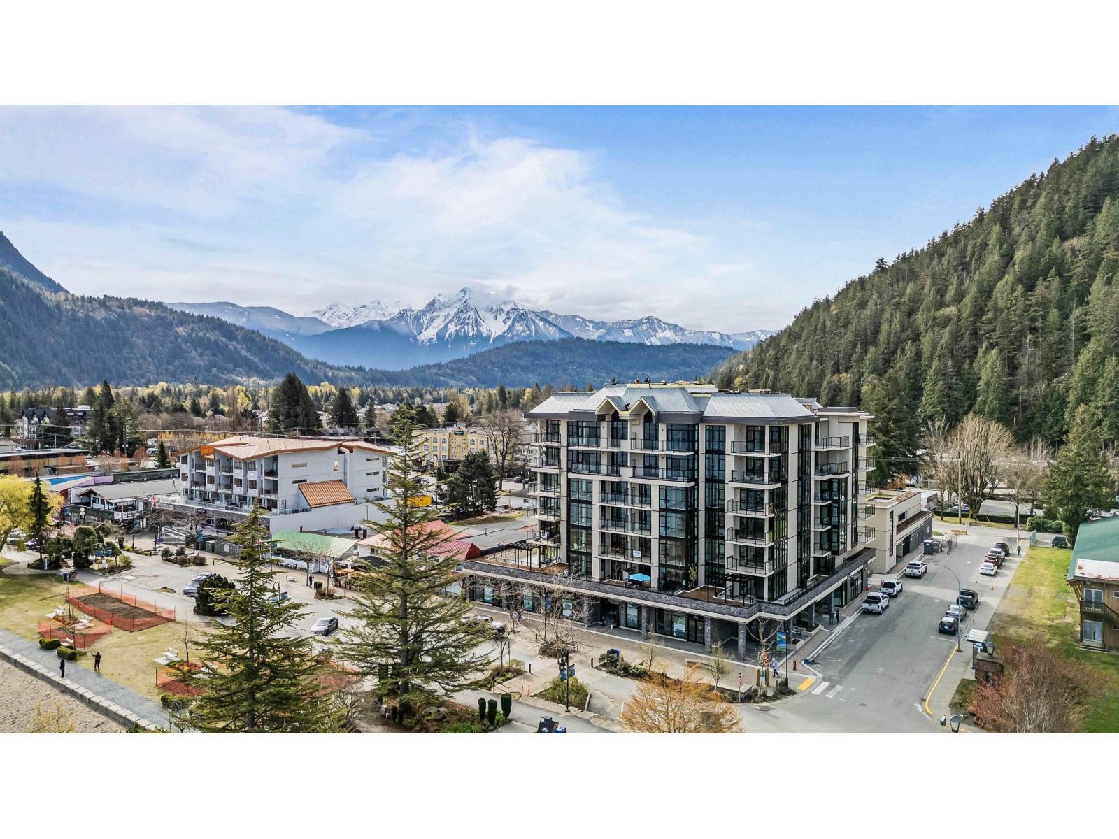 608 120 Esplanade Avenue, Harrison Hot Springs