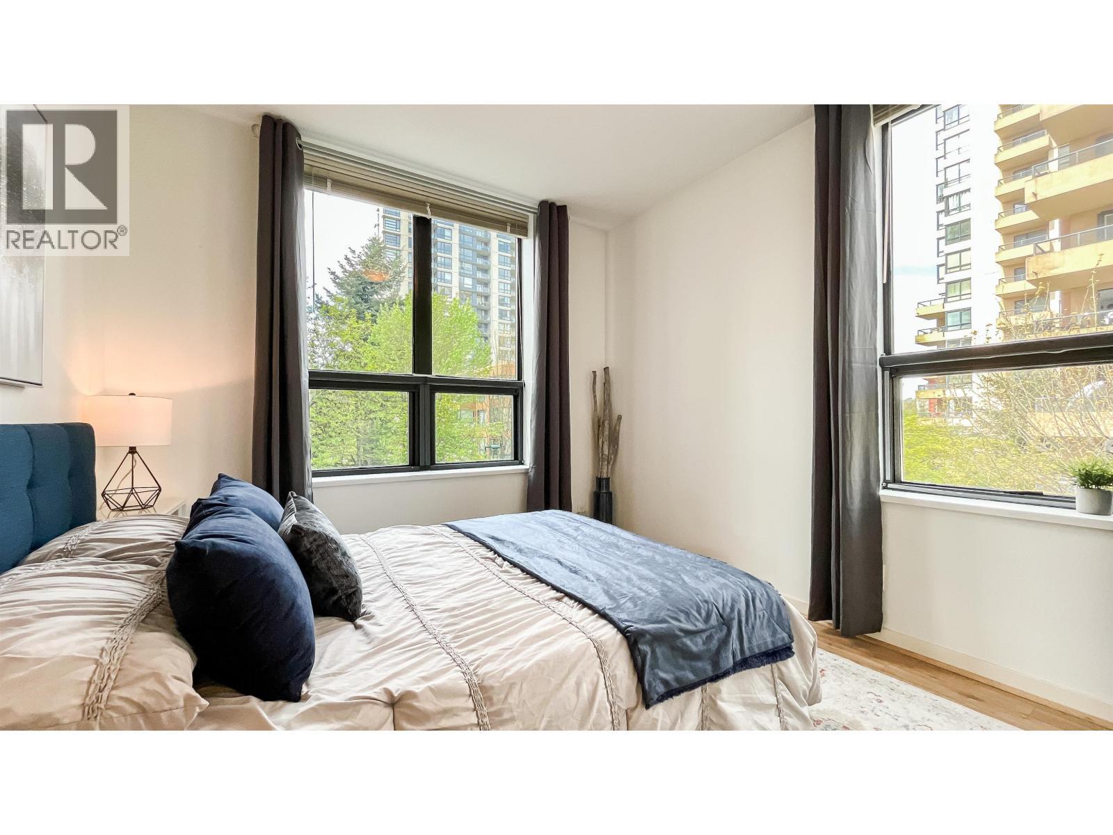 305 3638 Vanness Avenue, Vancouver