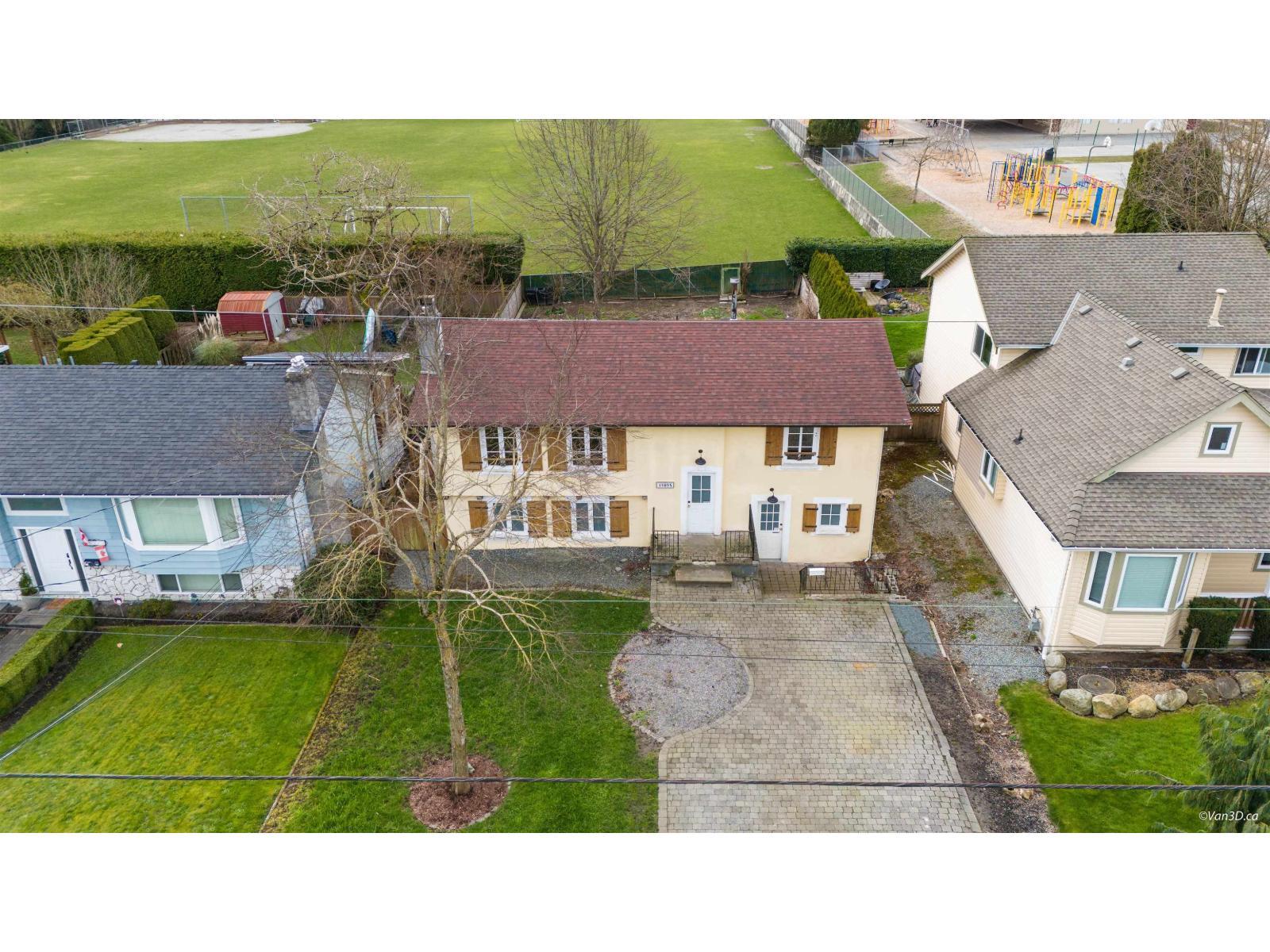 15894 Thrift Avenue, White Rock