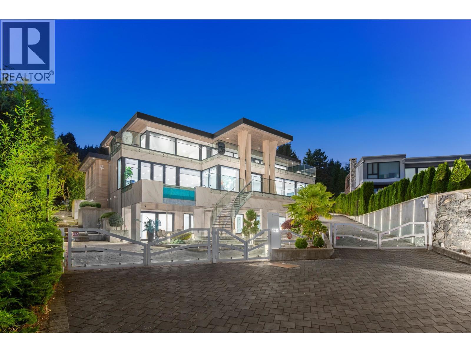 1035 Greenwood Place, West Vancouver