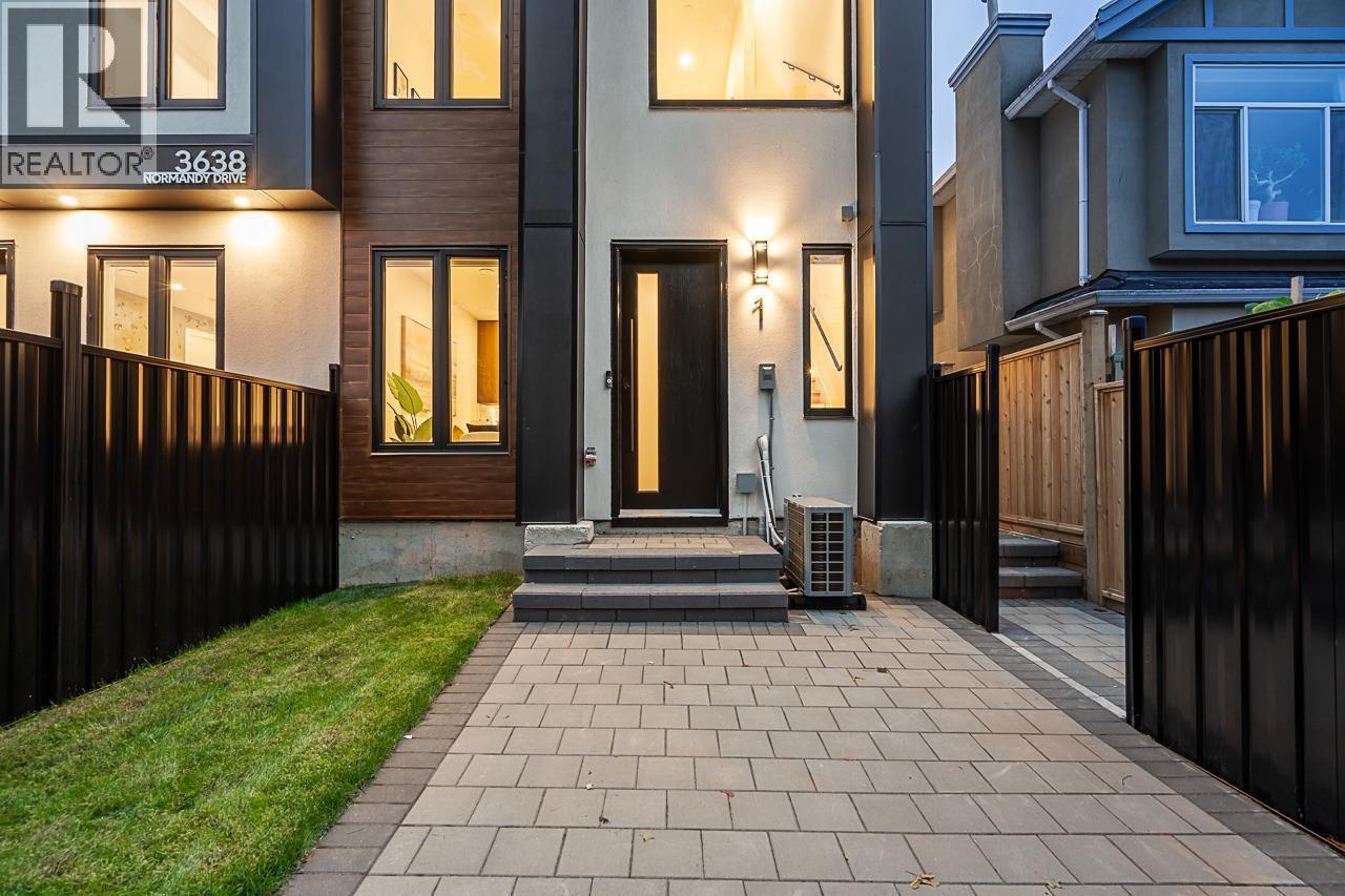 1 3638 Normandy Drive, Vancouver