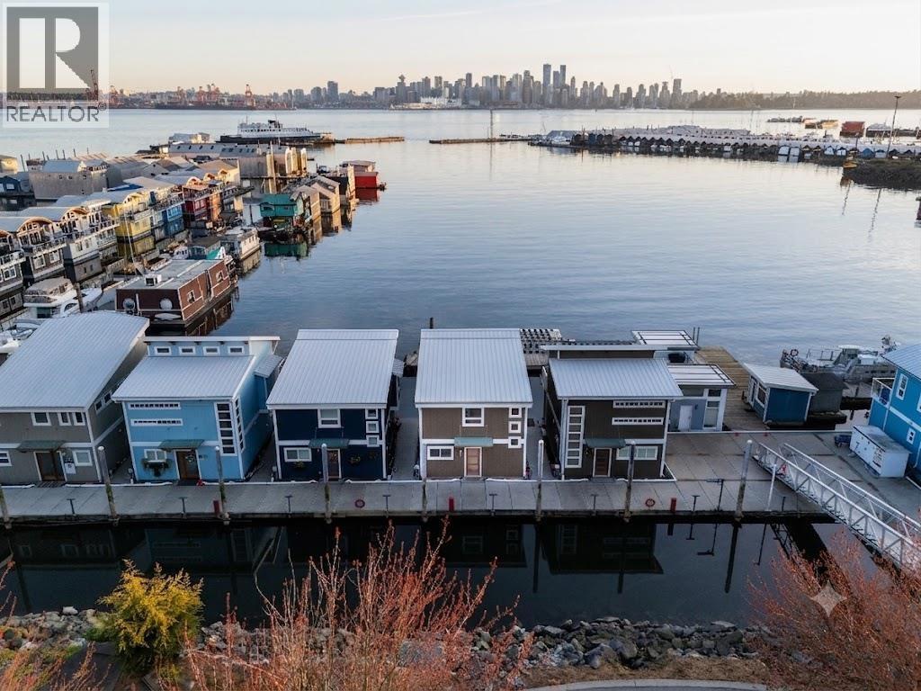 FRSL17 415 W Esplanade Avenue, North Vancouver