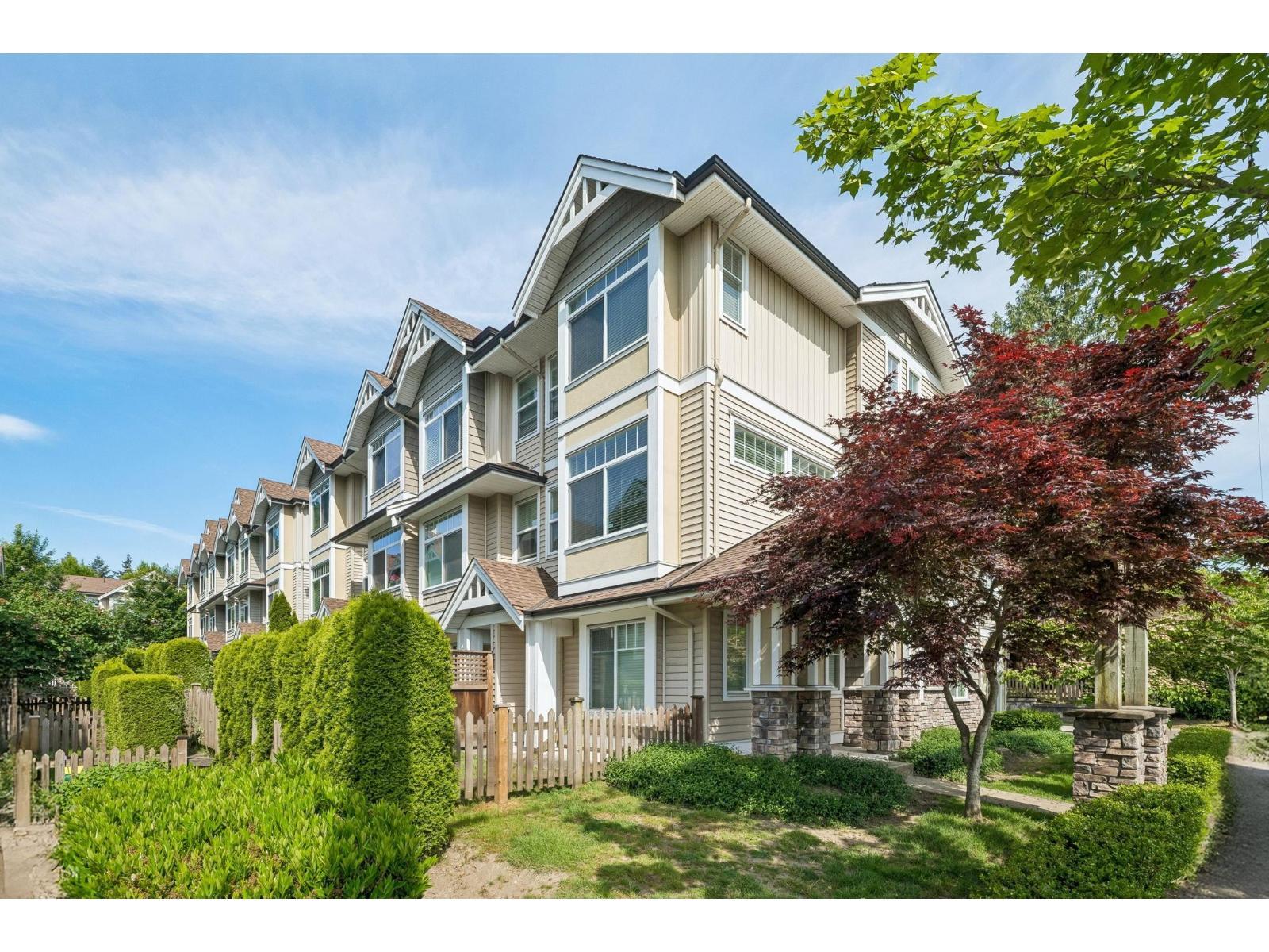 1 8277 161 Street, Surrey