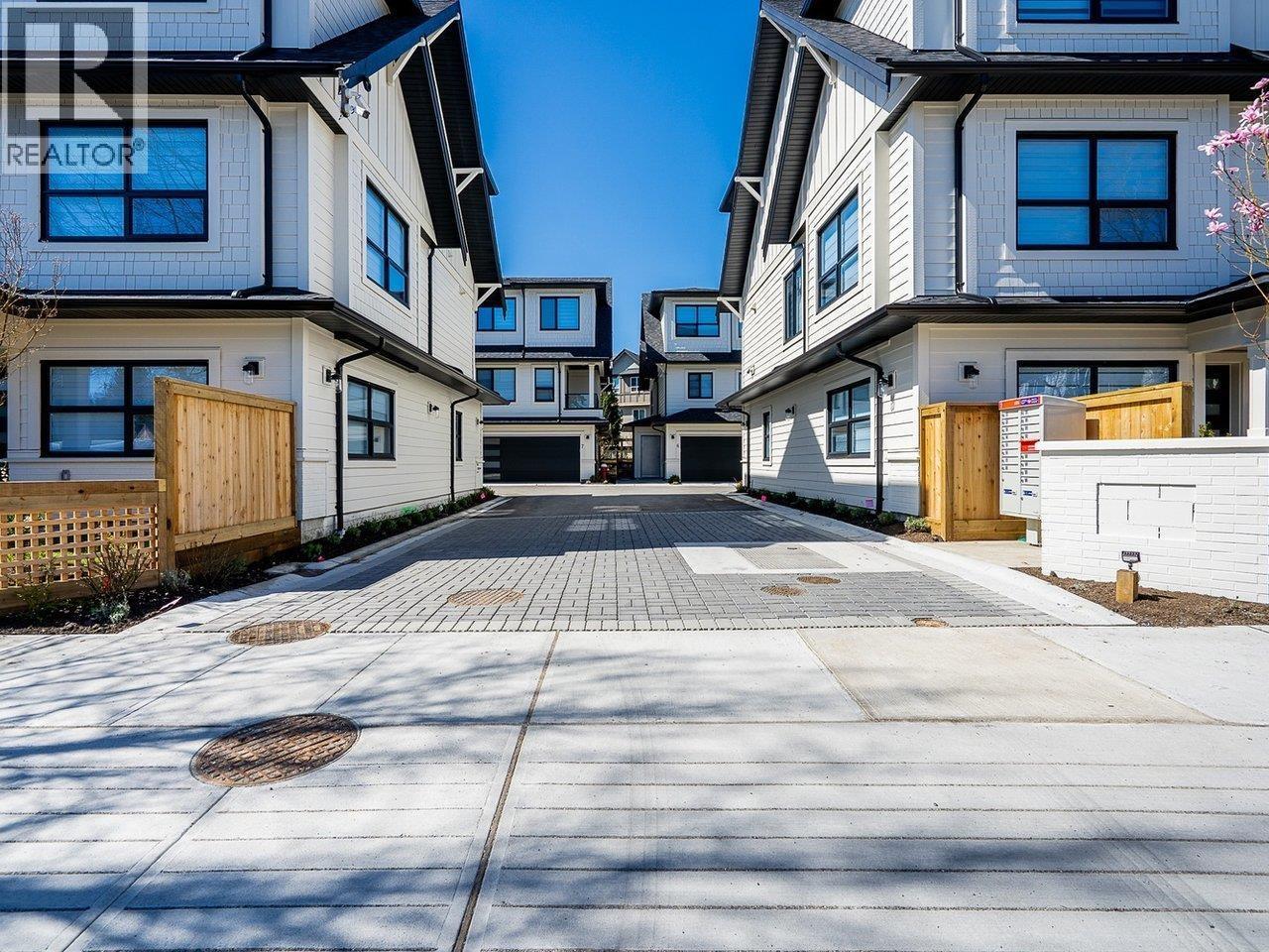 2 7117 Lindsay Road, Richmond