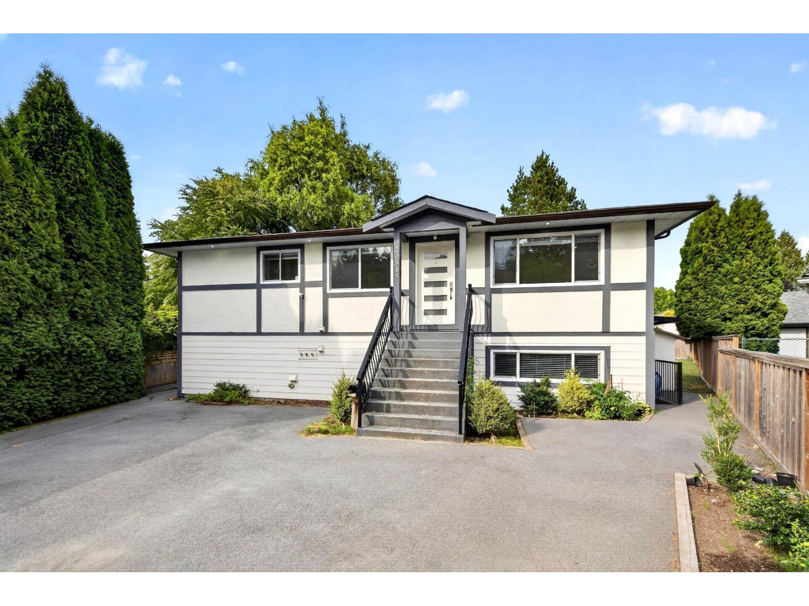 20543 50A Avenue, Langley