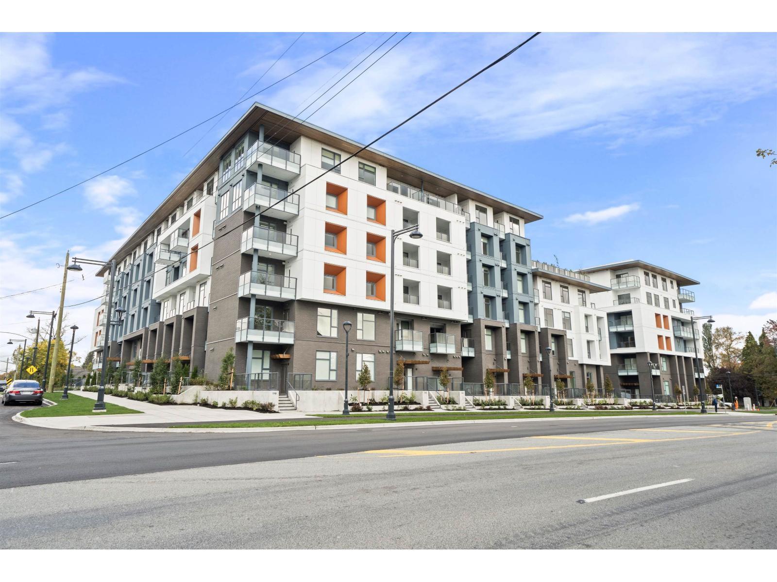305 10828 139A Street, Surrey