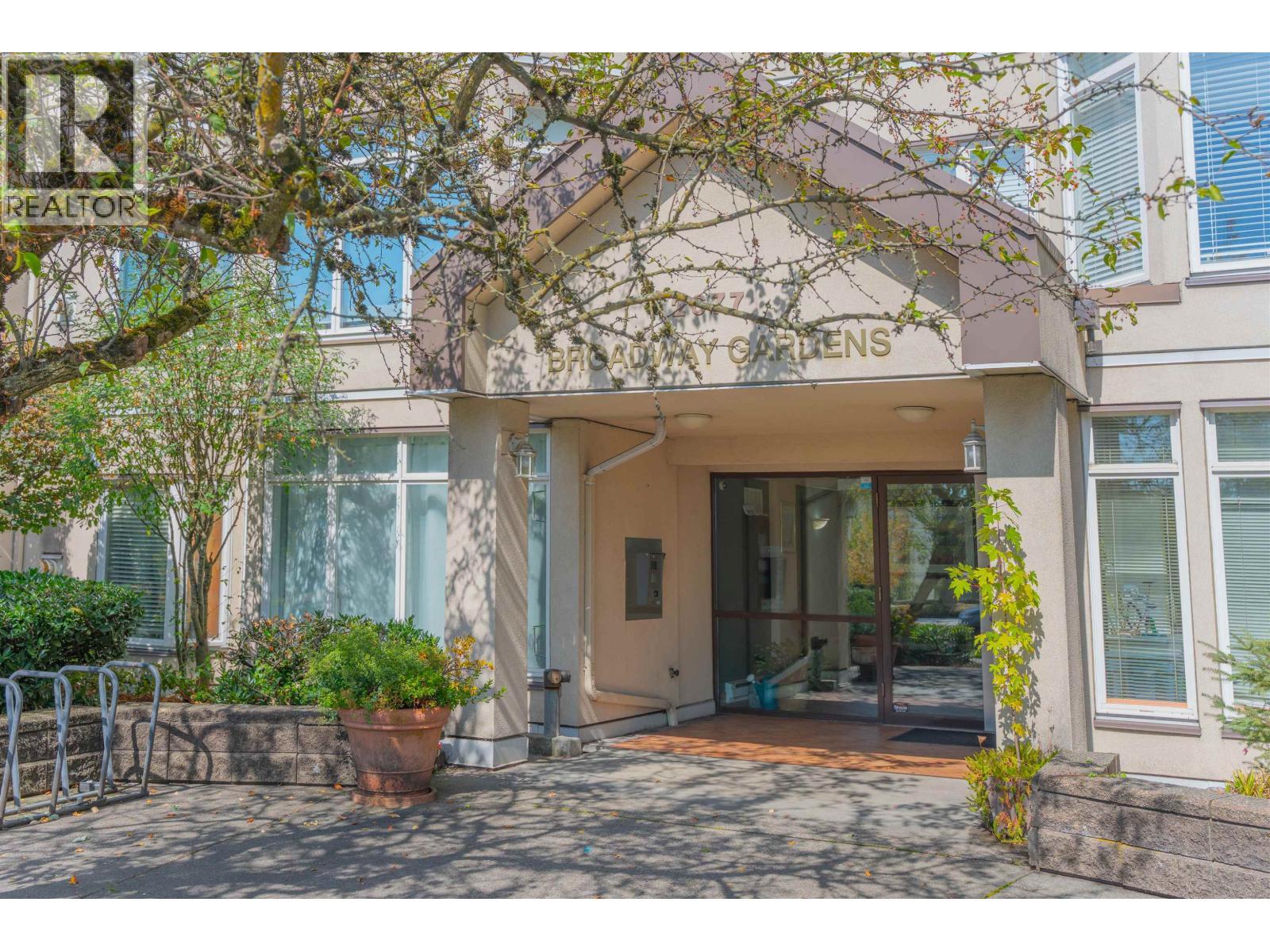 309 2677 E Broadway, Vancouver