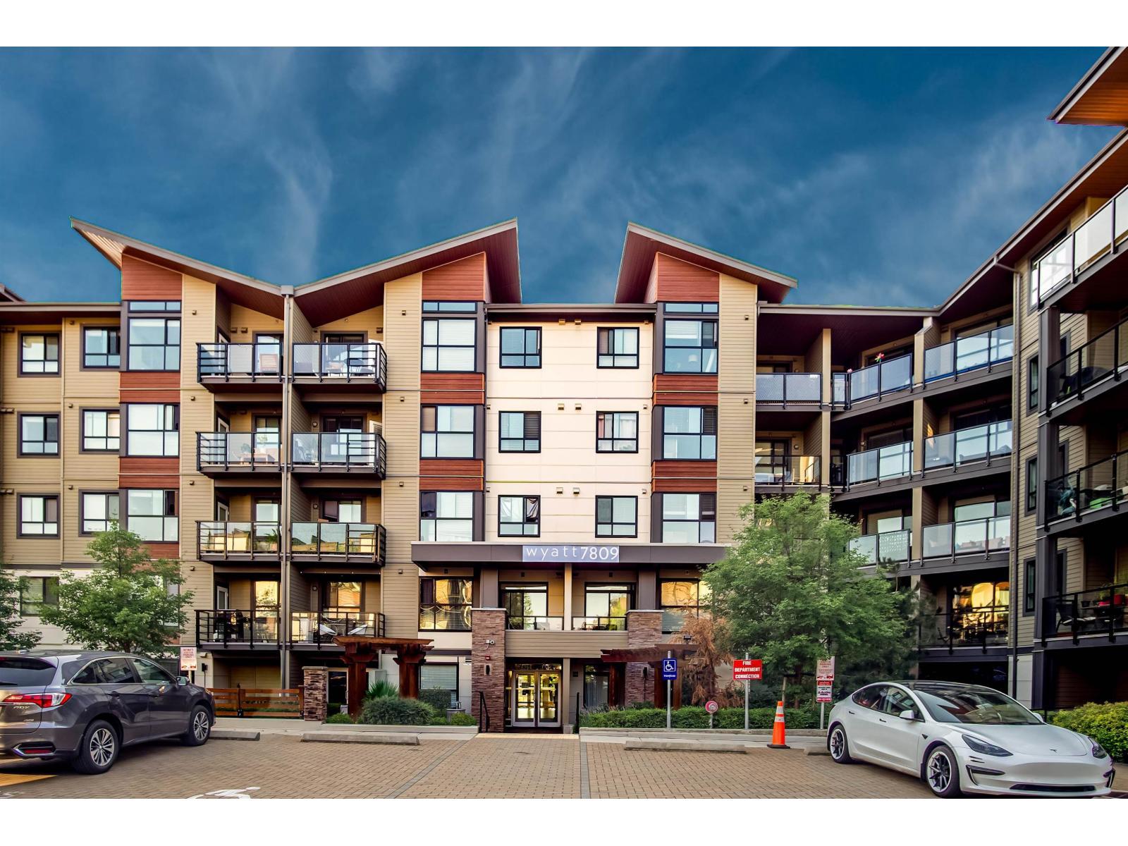 312 7809 209 Street, Langley