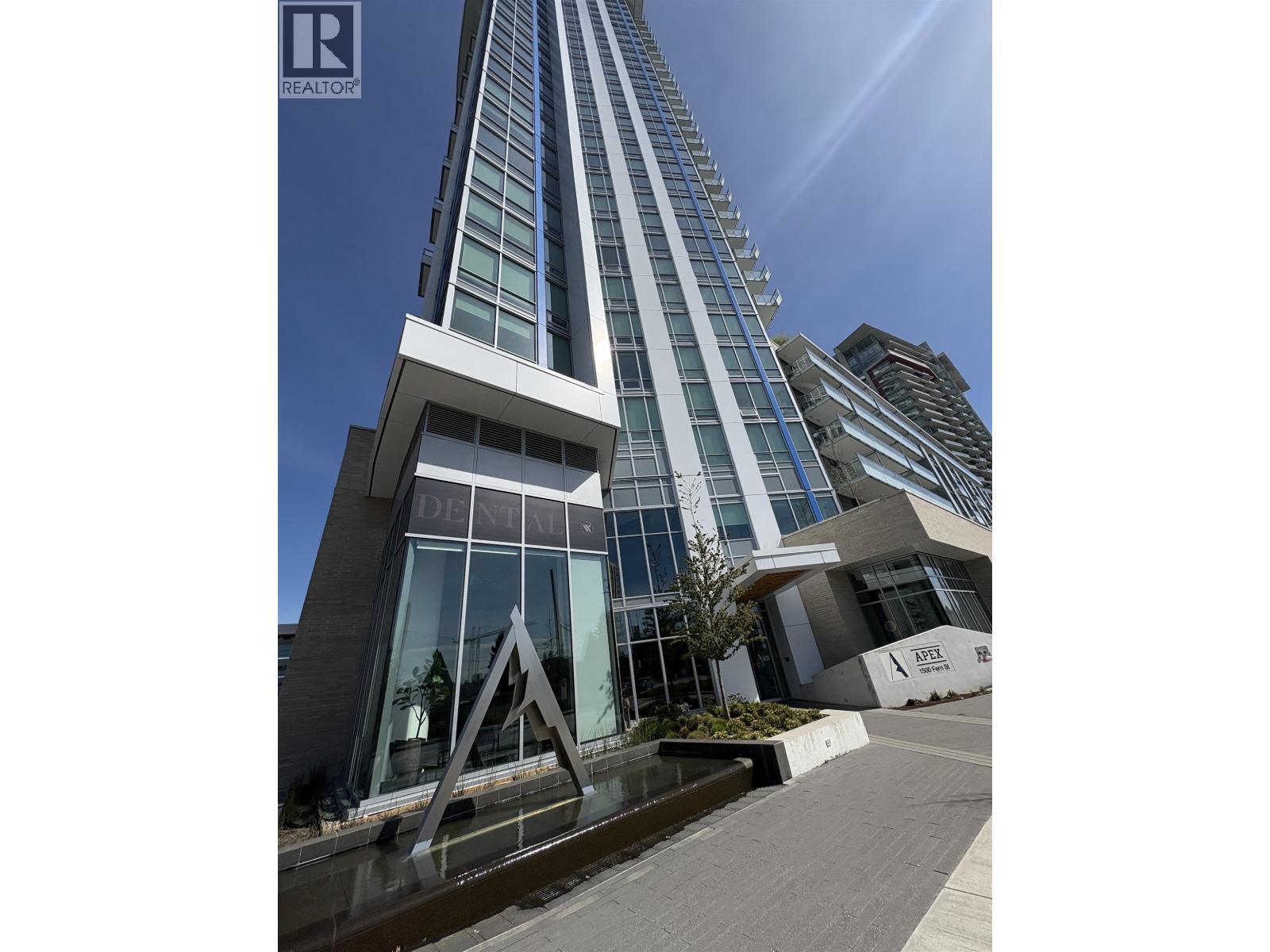 304 1500 Fern Street, North Vancouver