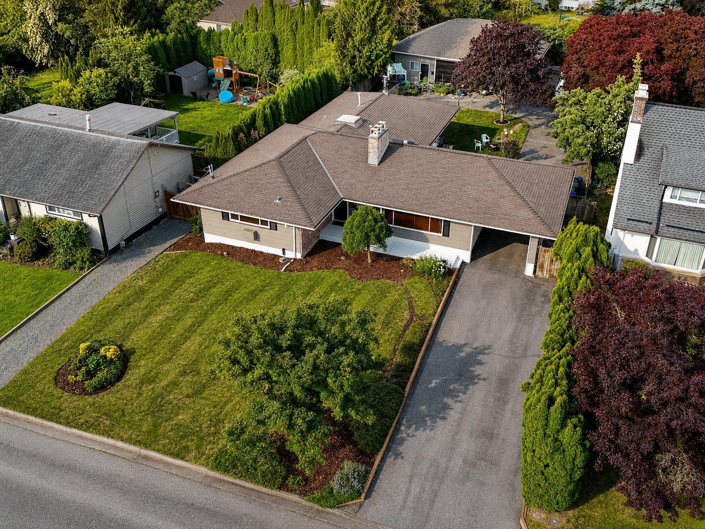 9725 Juniper Street, Chilliwack