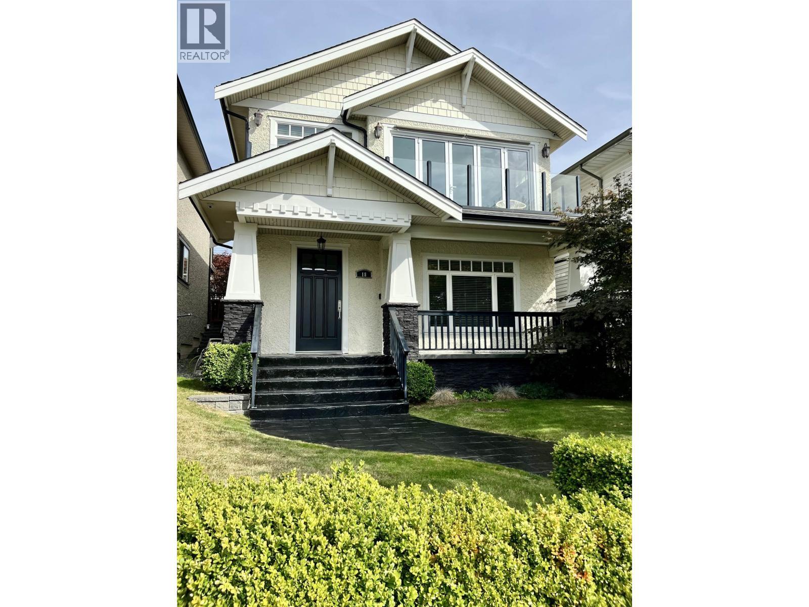 18 Hythe Avenue, Burnaby