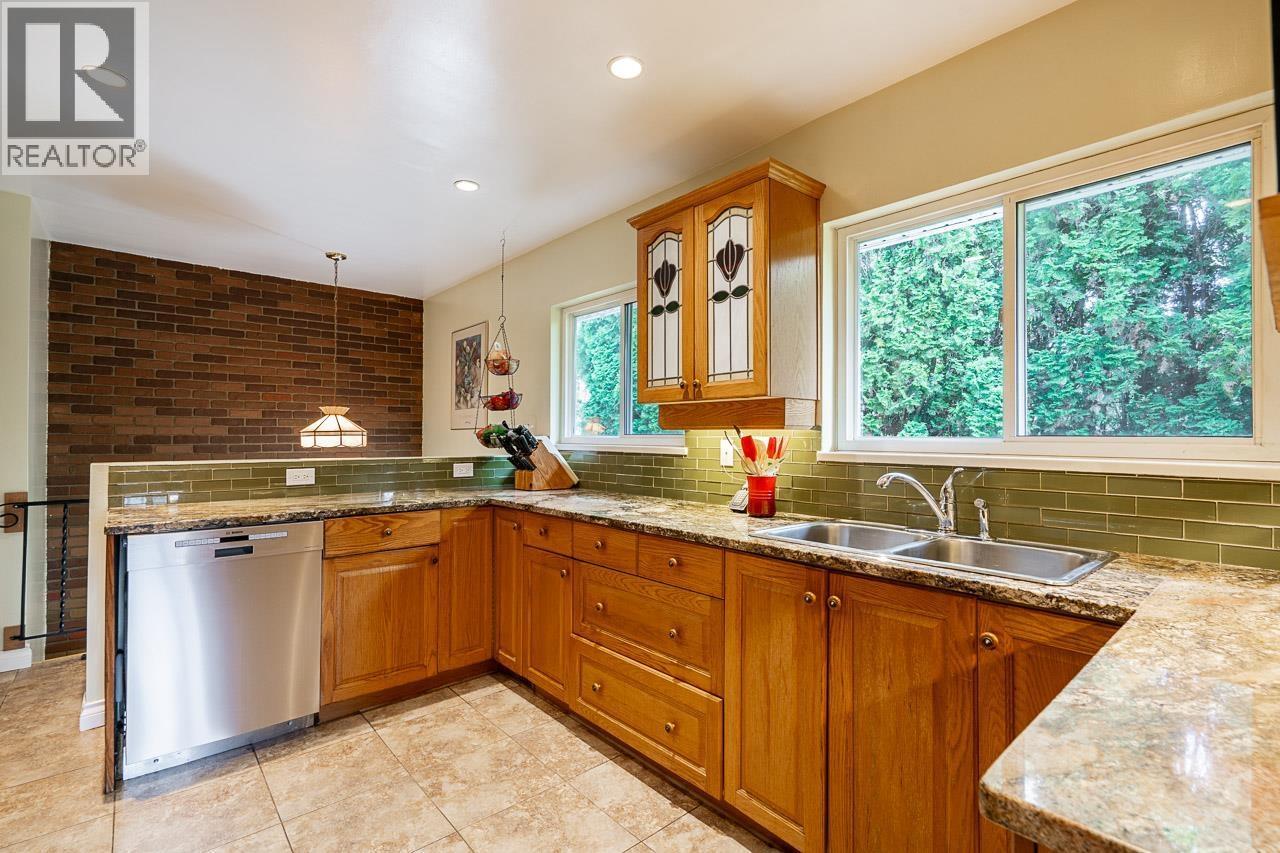 675 Newport Street, Coquitlam