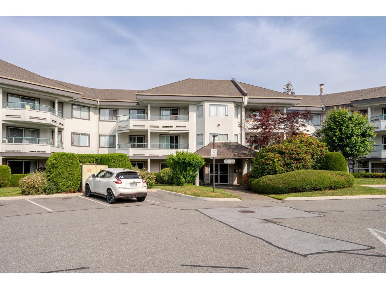 238 2451 N Gladwin Road, Abbotsford
