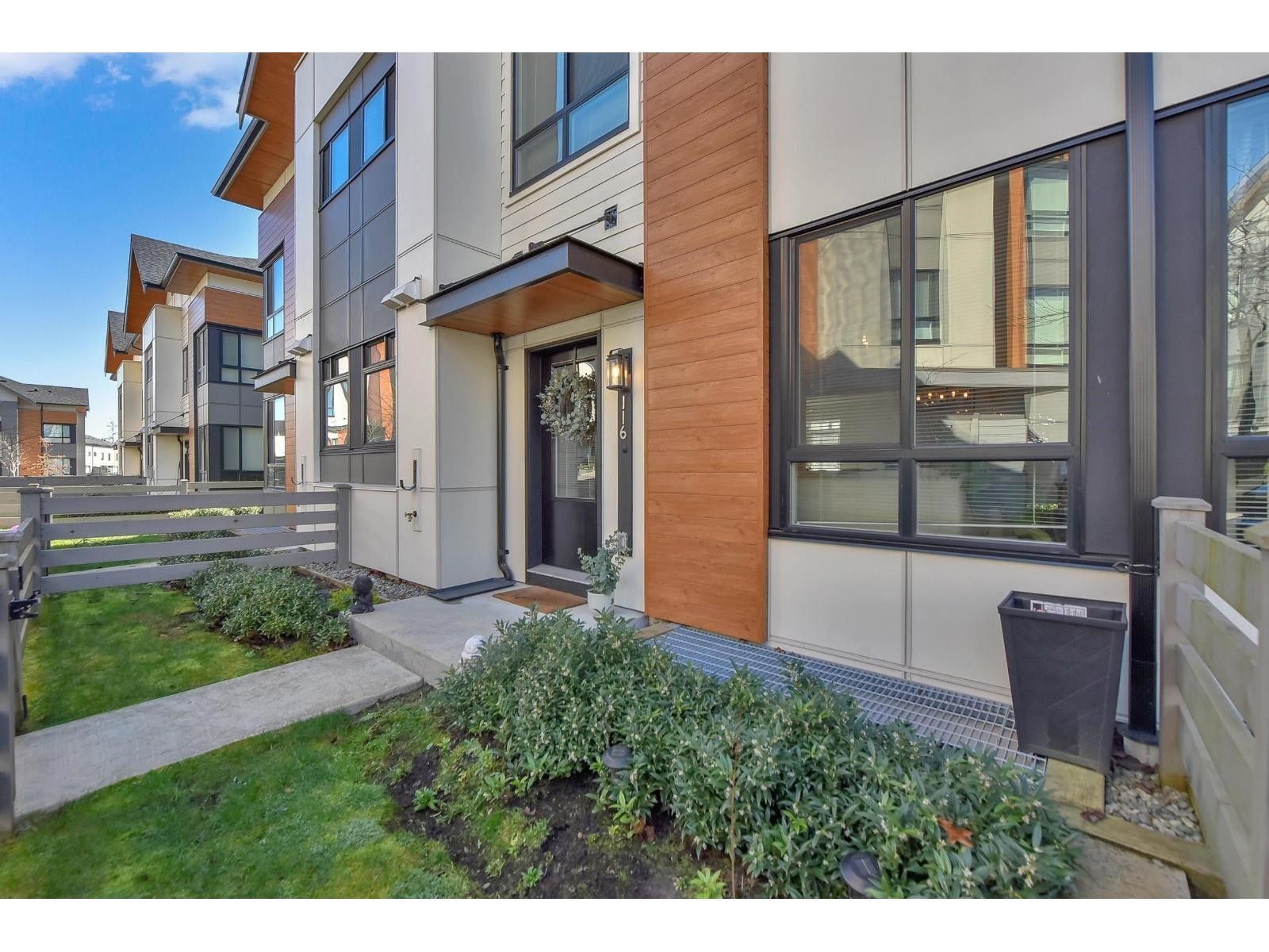 116 15111 Edmund Drive, Surrey