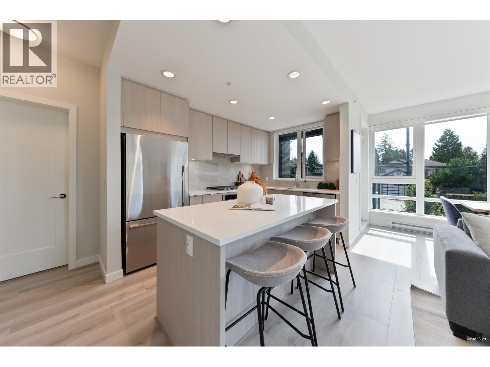 214 615 Cottonwood Avenue, Coquitlam